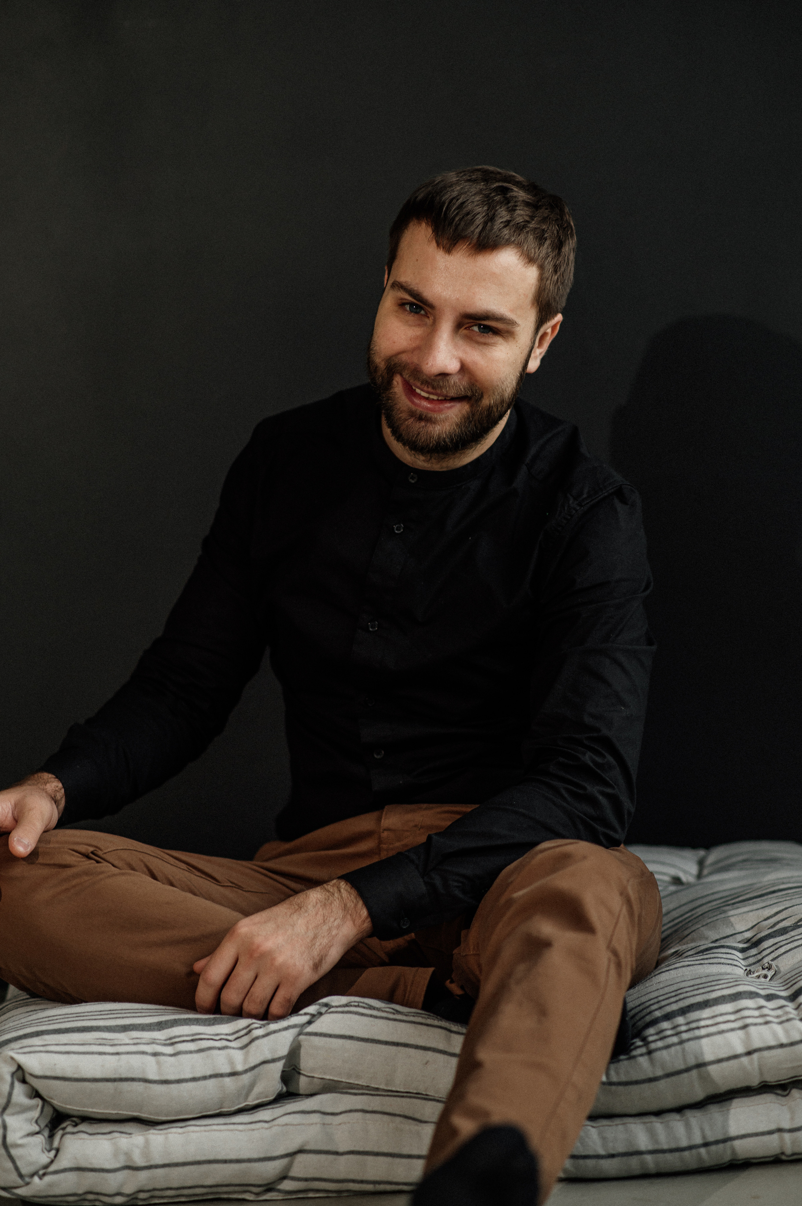 Family. Wedding and commercial photographer