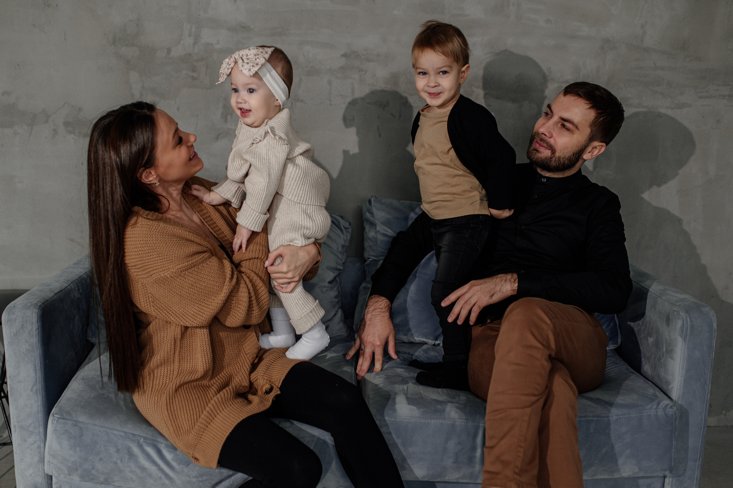 Family. Wedding and commercial photographer