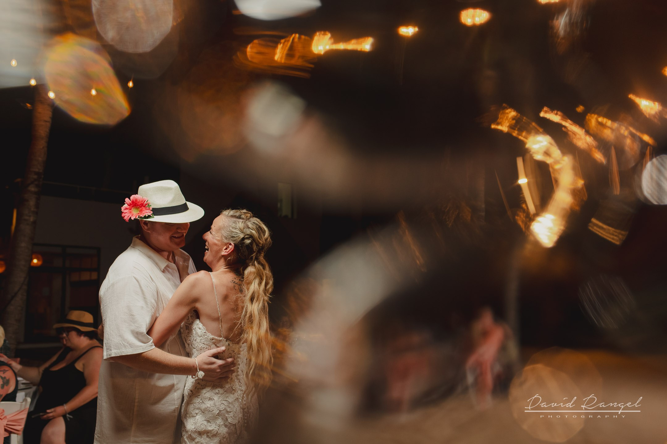 Classic Weddings. Destination wedding photographer based in Cancun and Riviera Maya with service worldwide