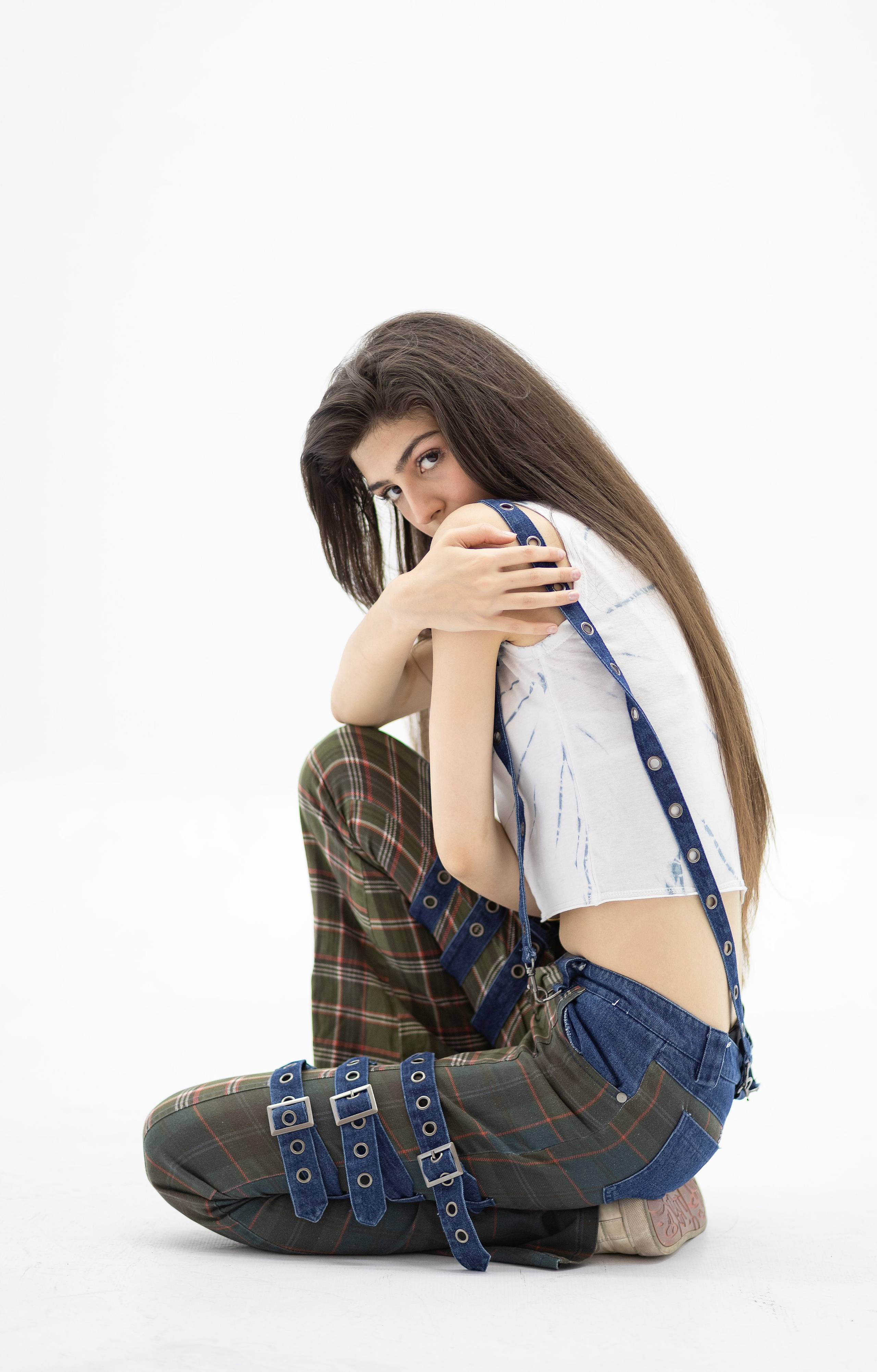 Izel. BIG Model Agency. “Dare to Be Famous”