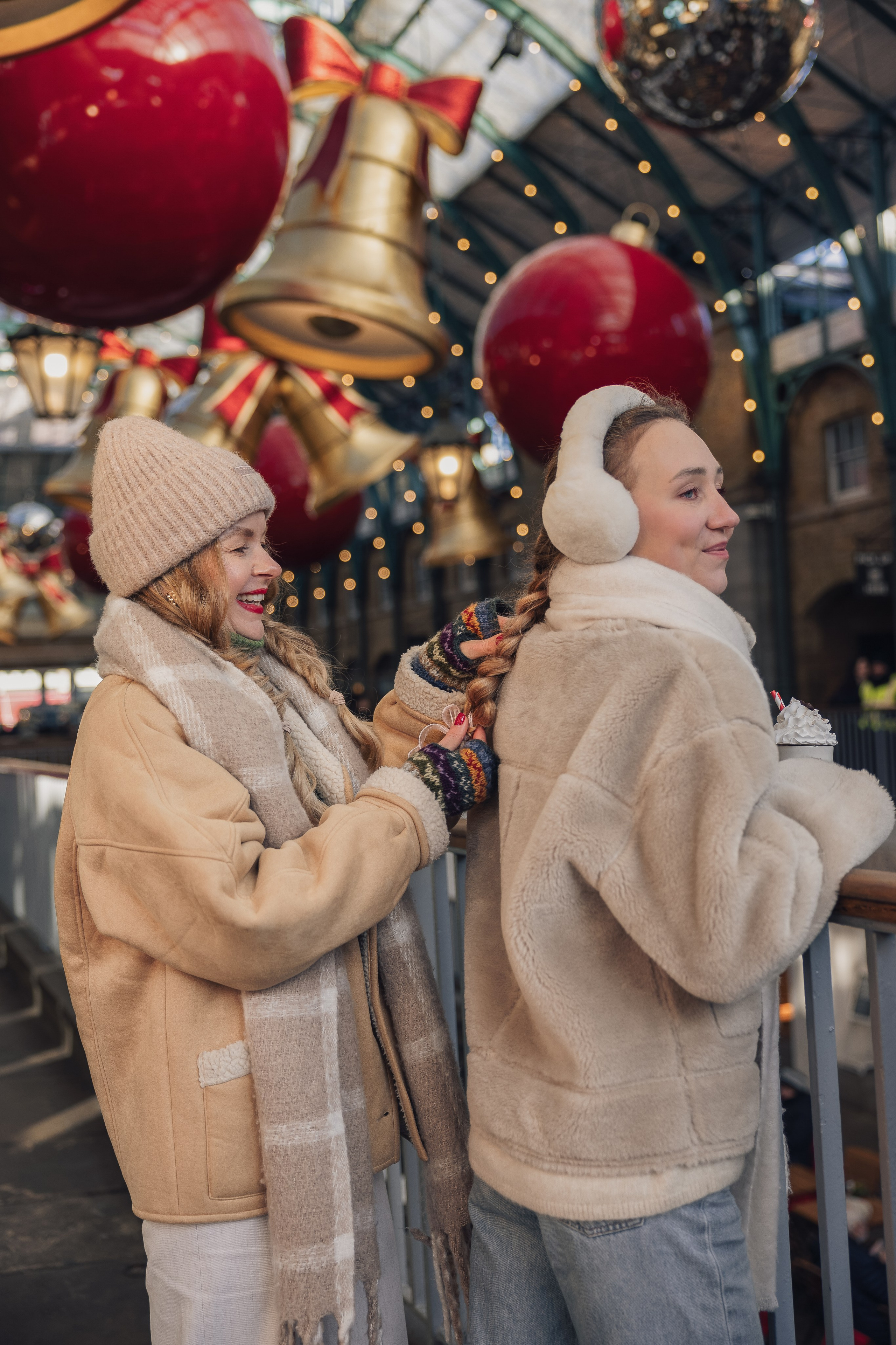London at Christmas. PHOTOGRAPHER IN LONDON