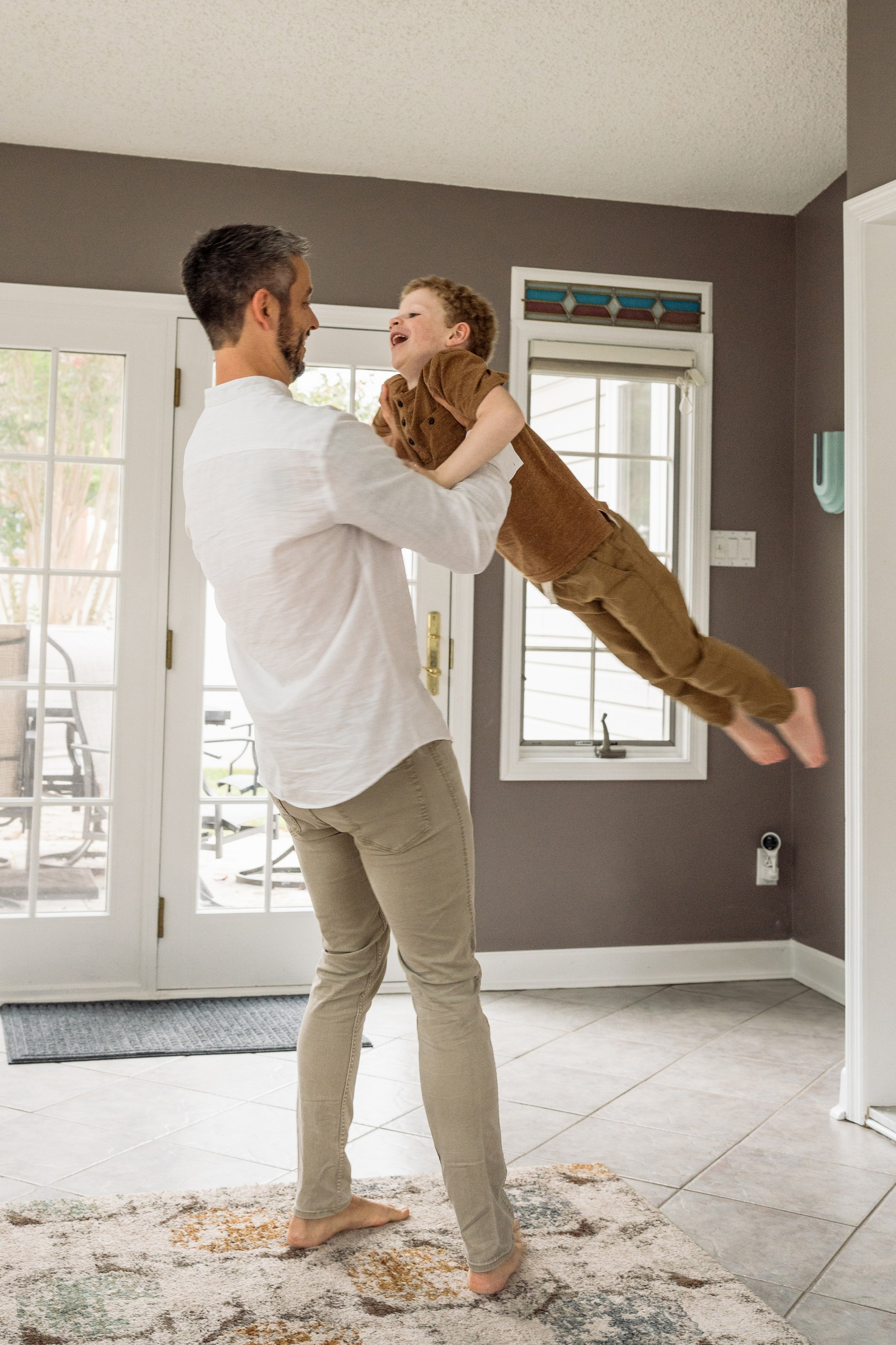 Sara, Henry, Landon, Oliver, Mila, Isla. Wedding and family photographer and videographer PA, NJ, NY, DE, MD