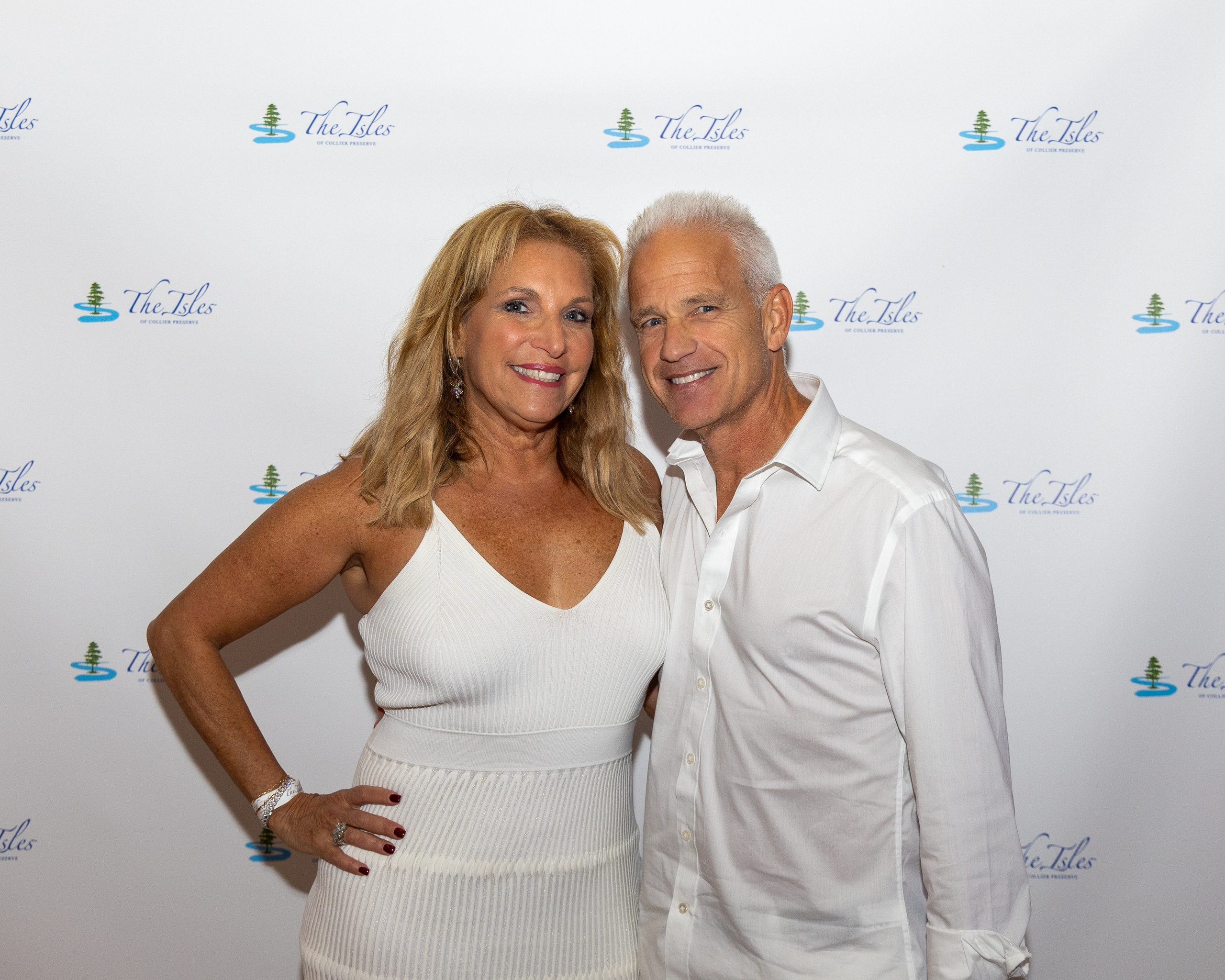 The Isles White Party. Out and About 239