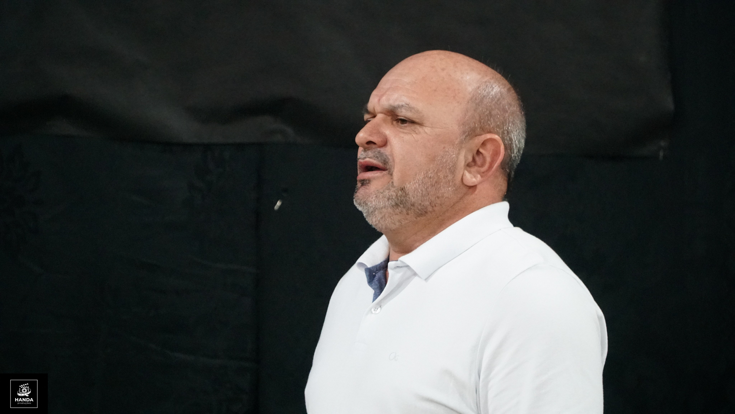 Noite autógrafos colégio Aurélio Buarque de Holanda. Handa Produções