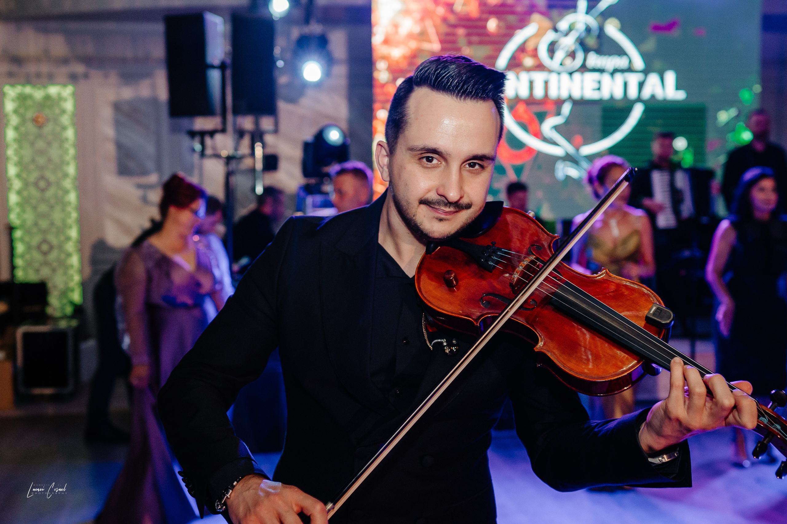 Diana & Cătălin – Nuntă clasică și rafinată. Fotograf de nuntă, corporate, botezuri, majorate și aniversări Roman, Lucaci Cornel