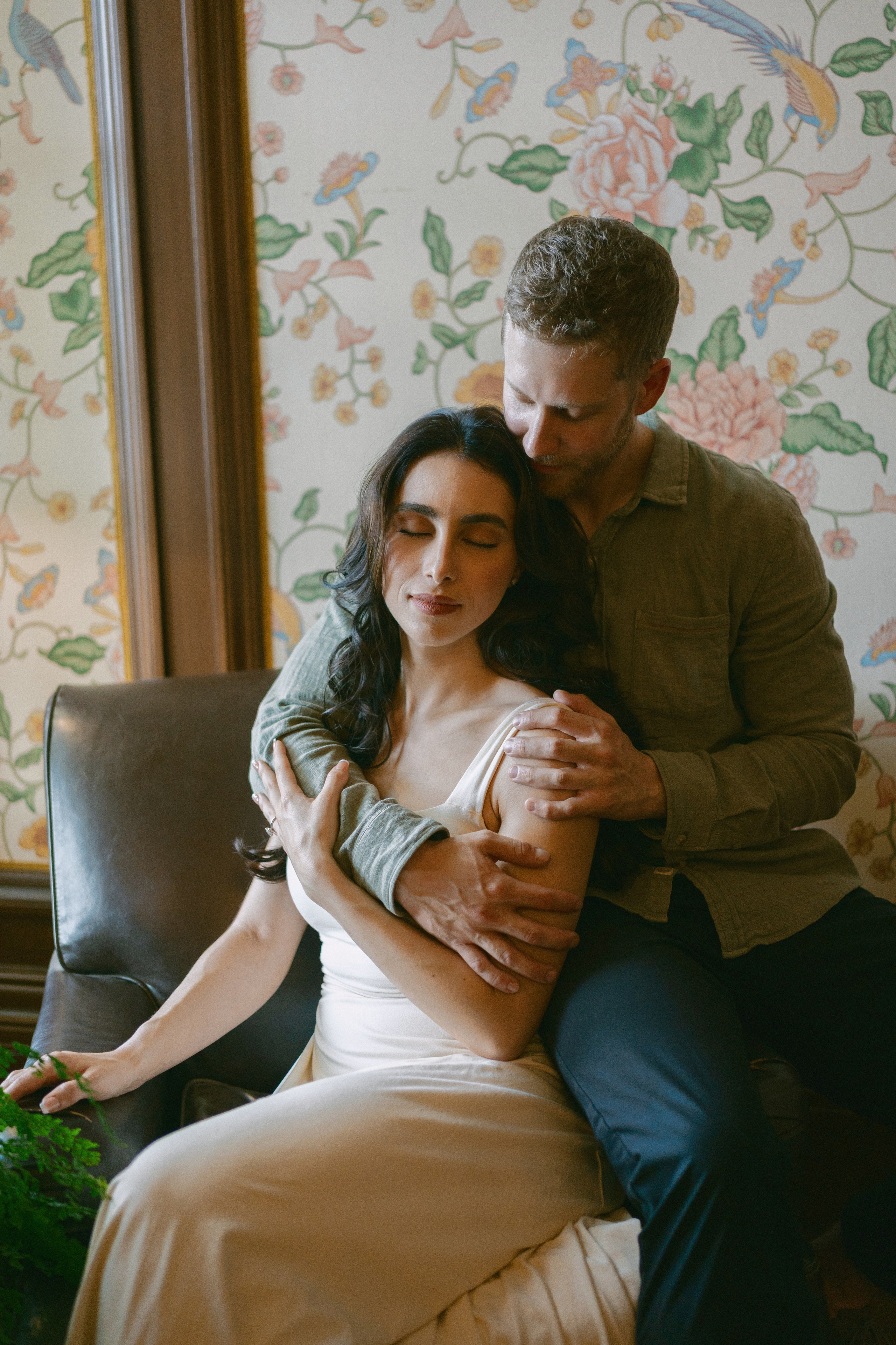 Engagement at Filoli Historic House & World-Class Garden. Wedding Photography & Videography Team in California, Los Angeles, San Francisco, San Diego and Travel
