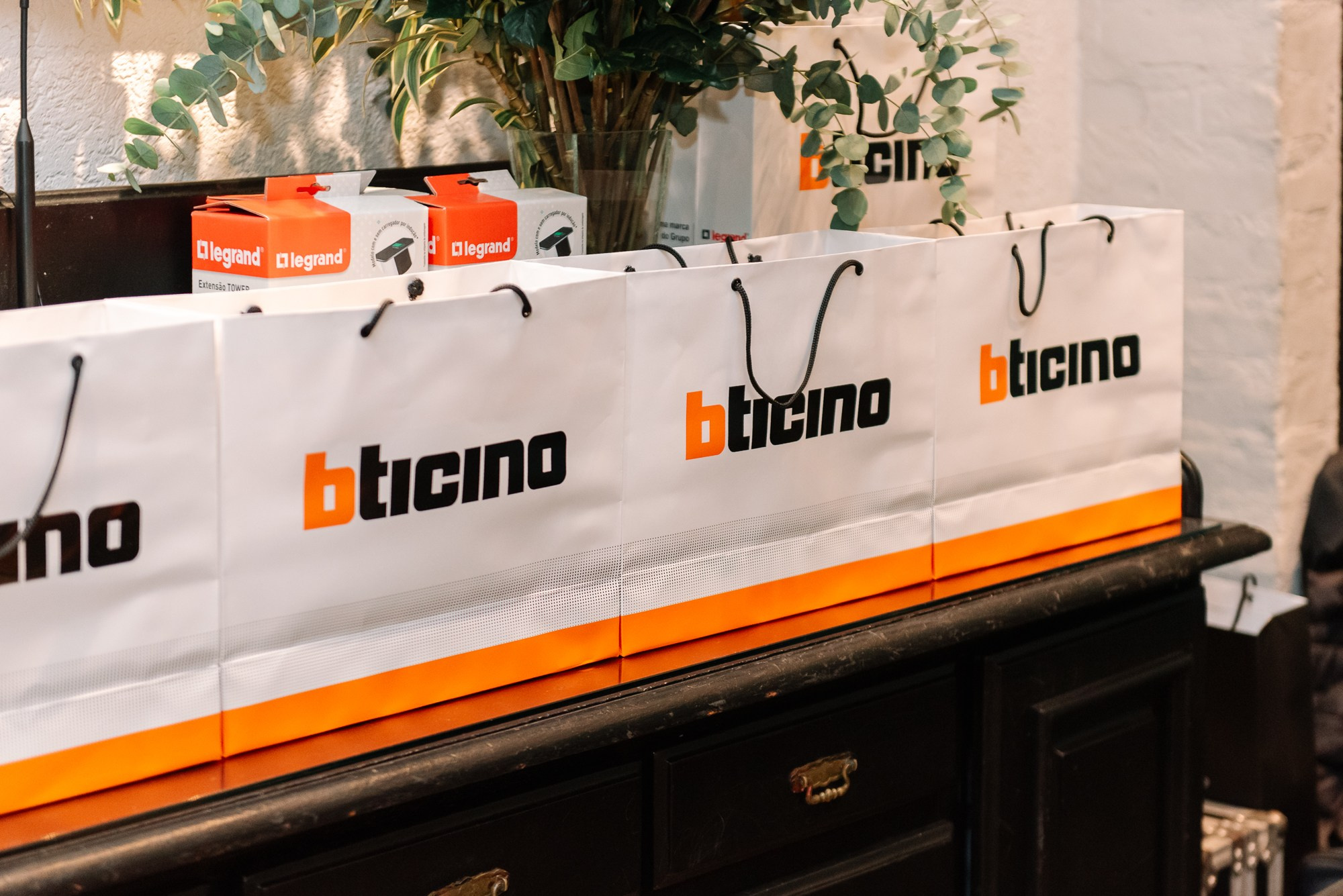 Café + Conteúdo | Casa Pinezi. 78 Imagens