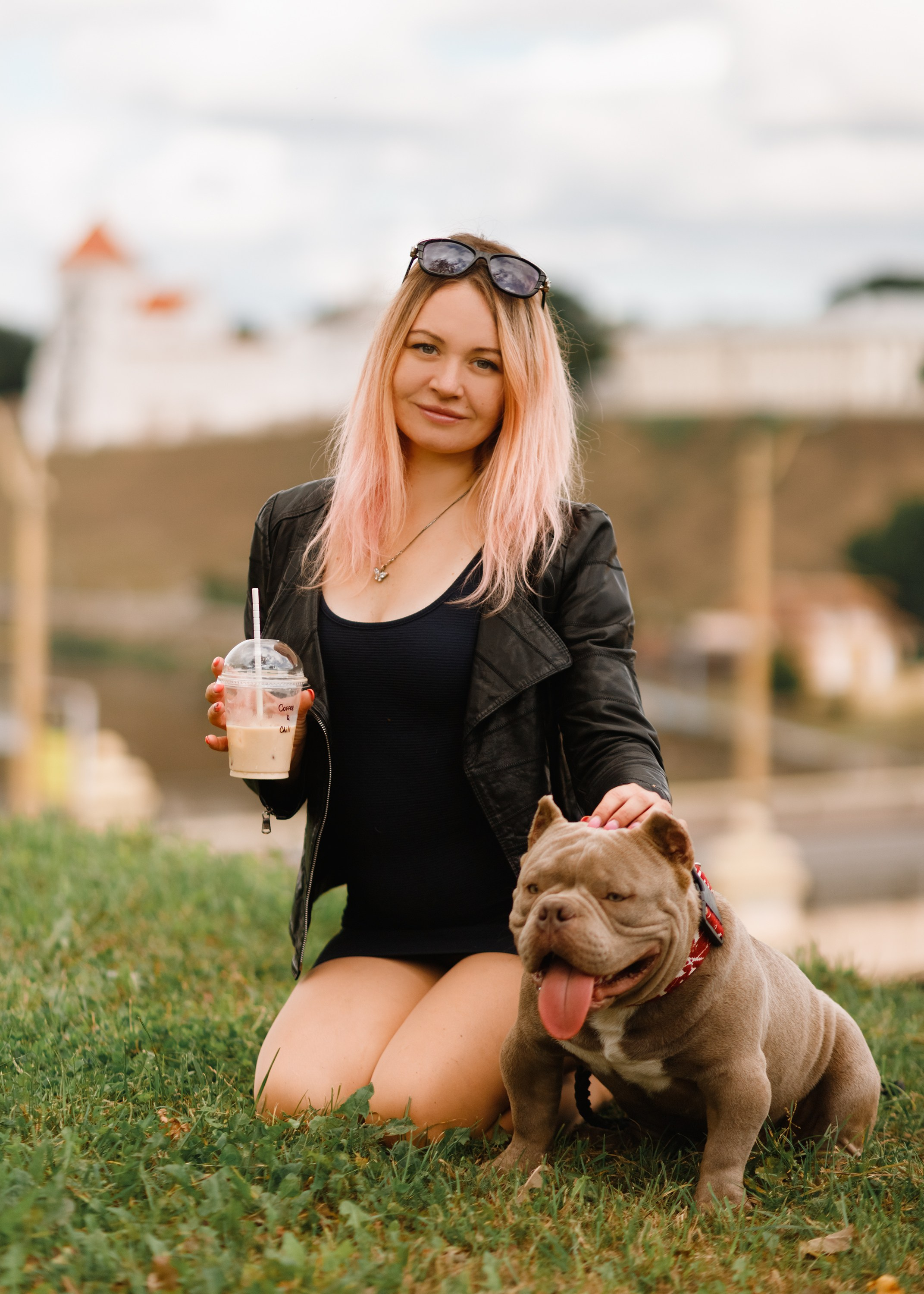 Alesya & her bullies. Kaja | fotograf we Wrocławiu | ludzie i psy