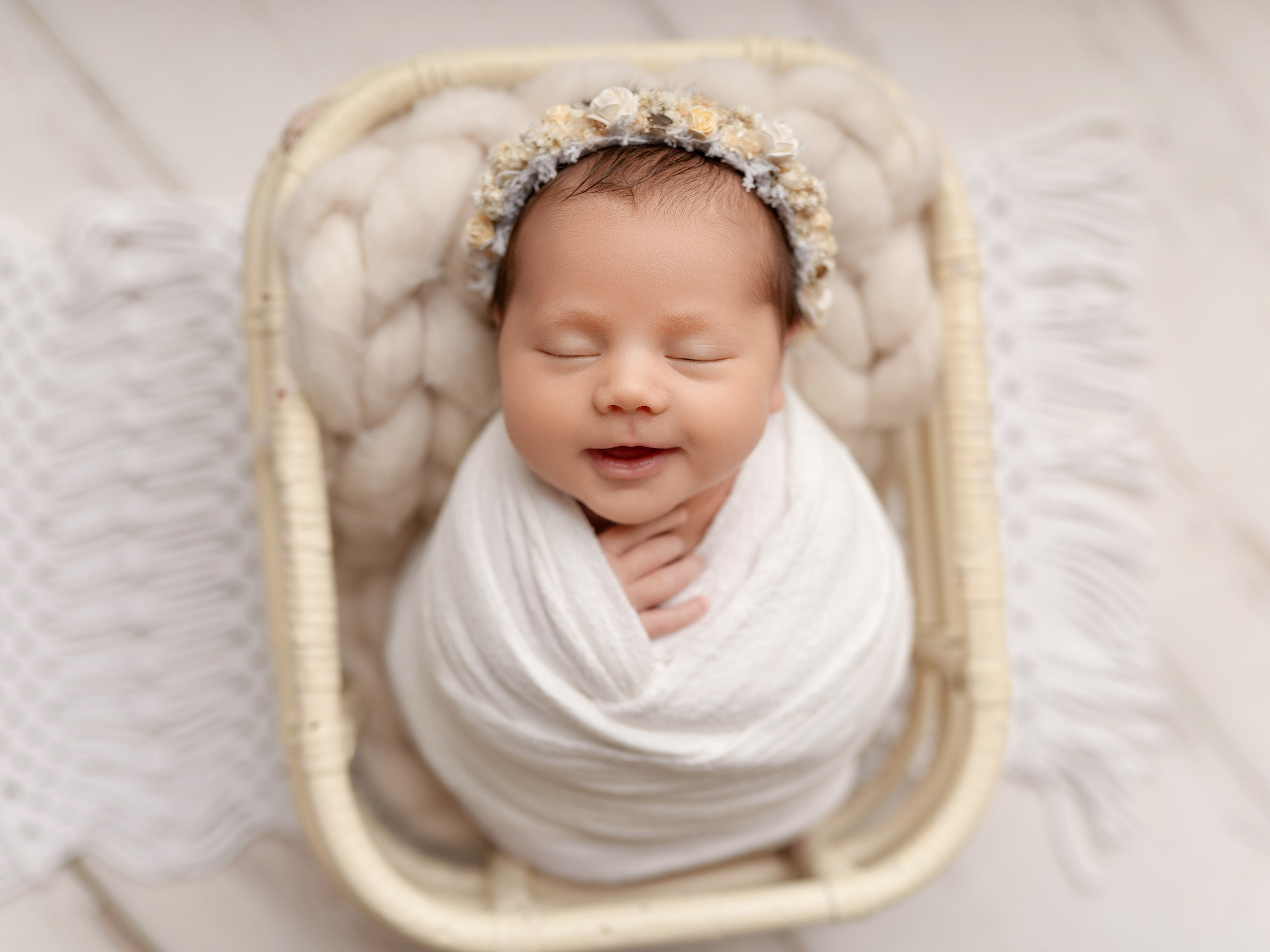 Esu Aleksandra naujagimių ir kudikių fotografė iš Vilniaus