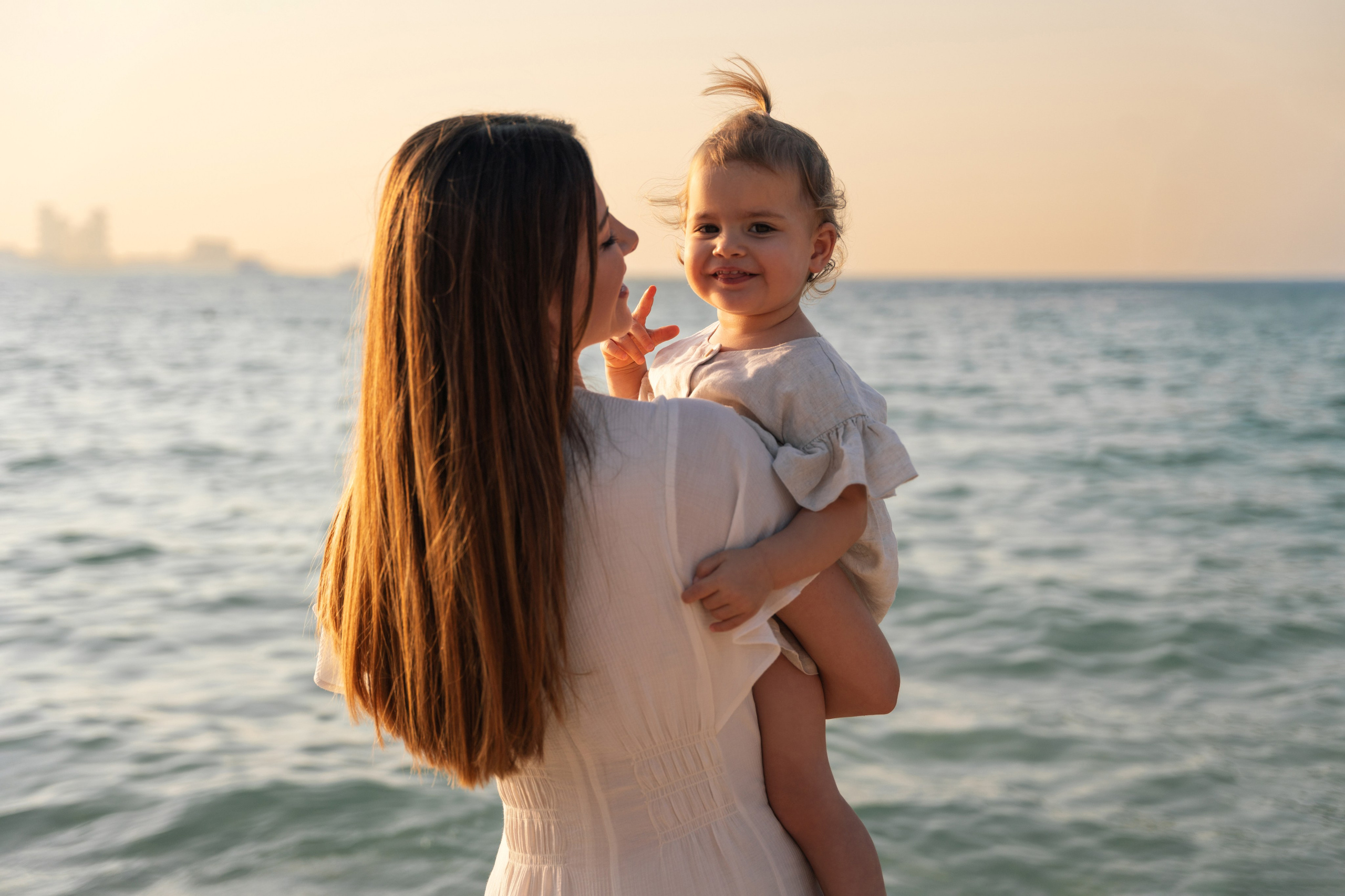 Beach day. Angela Iakovleva — Family Photographer in Dubai