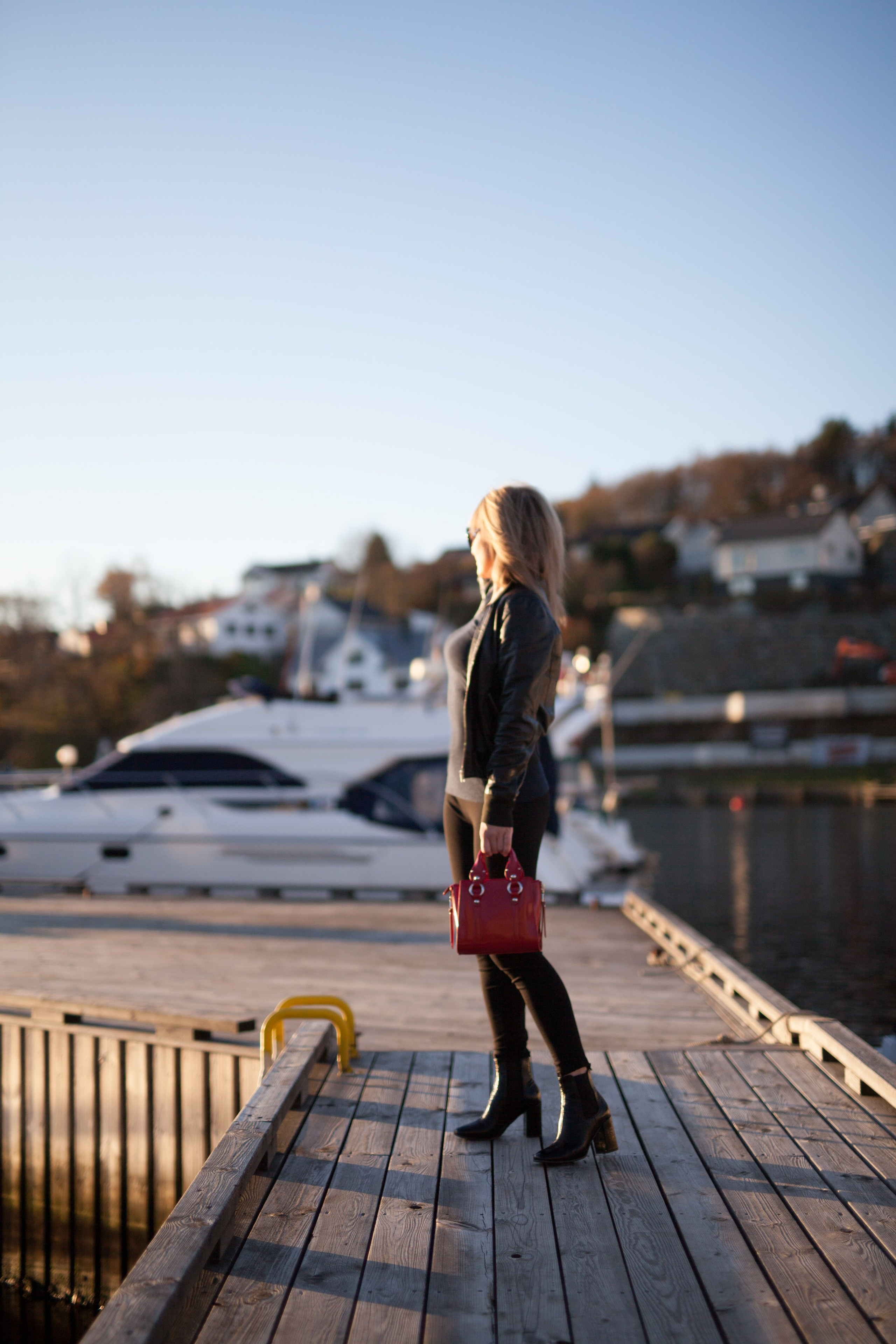 Autumn pears. Family and real state photographer in Haugesund Dina Vikra