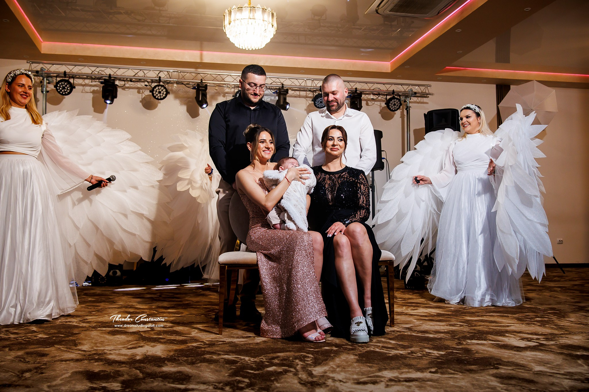 Botez. Dream Studio Galați – ședințe foto profesionale pentru familie, portrete și evenimente