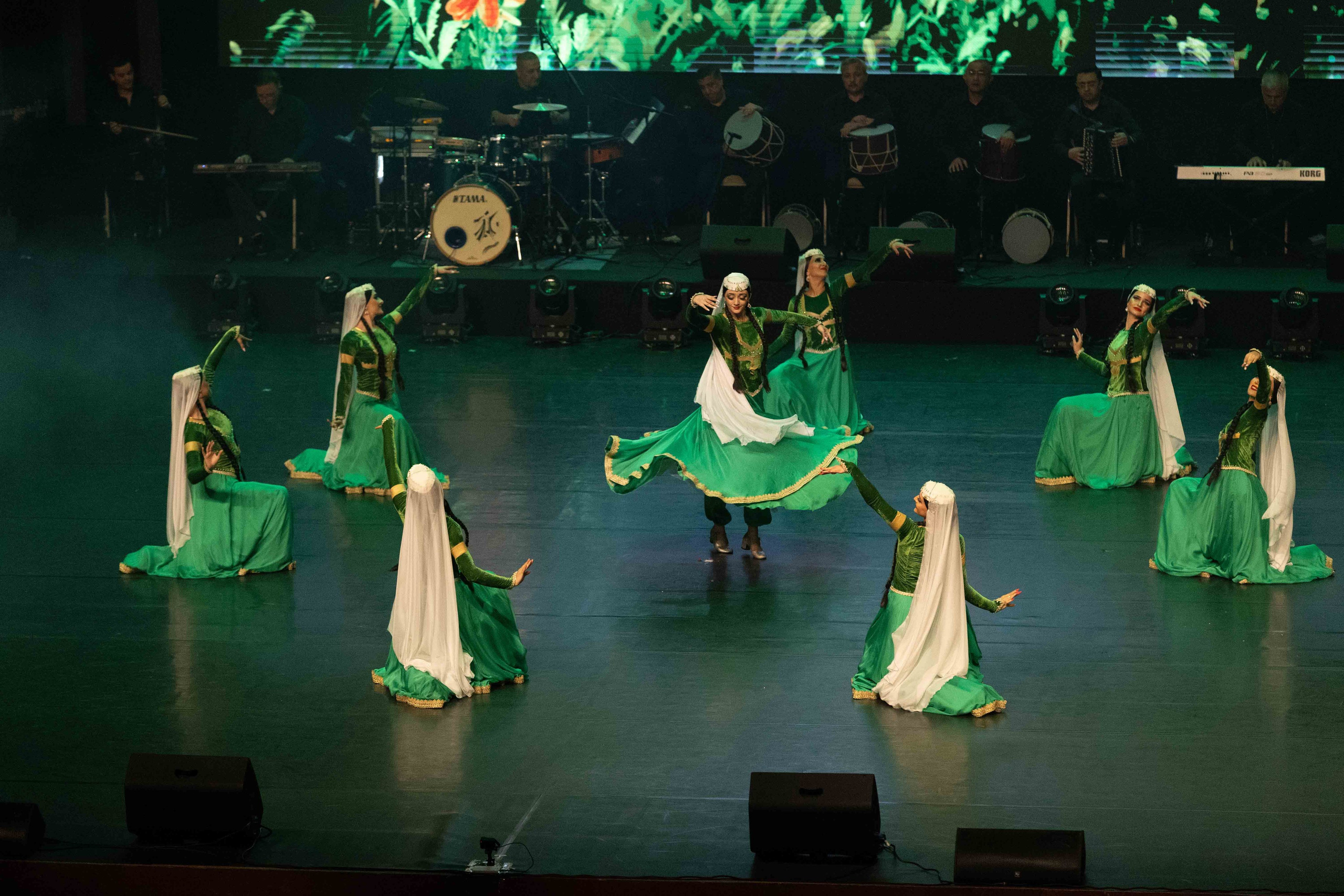 STATE DANCE ENSEMBLE. Wedding&Event photographer Ismail Rzayev in Baku