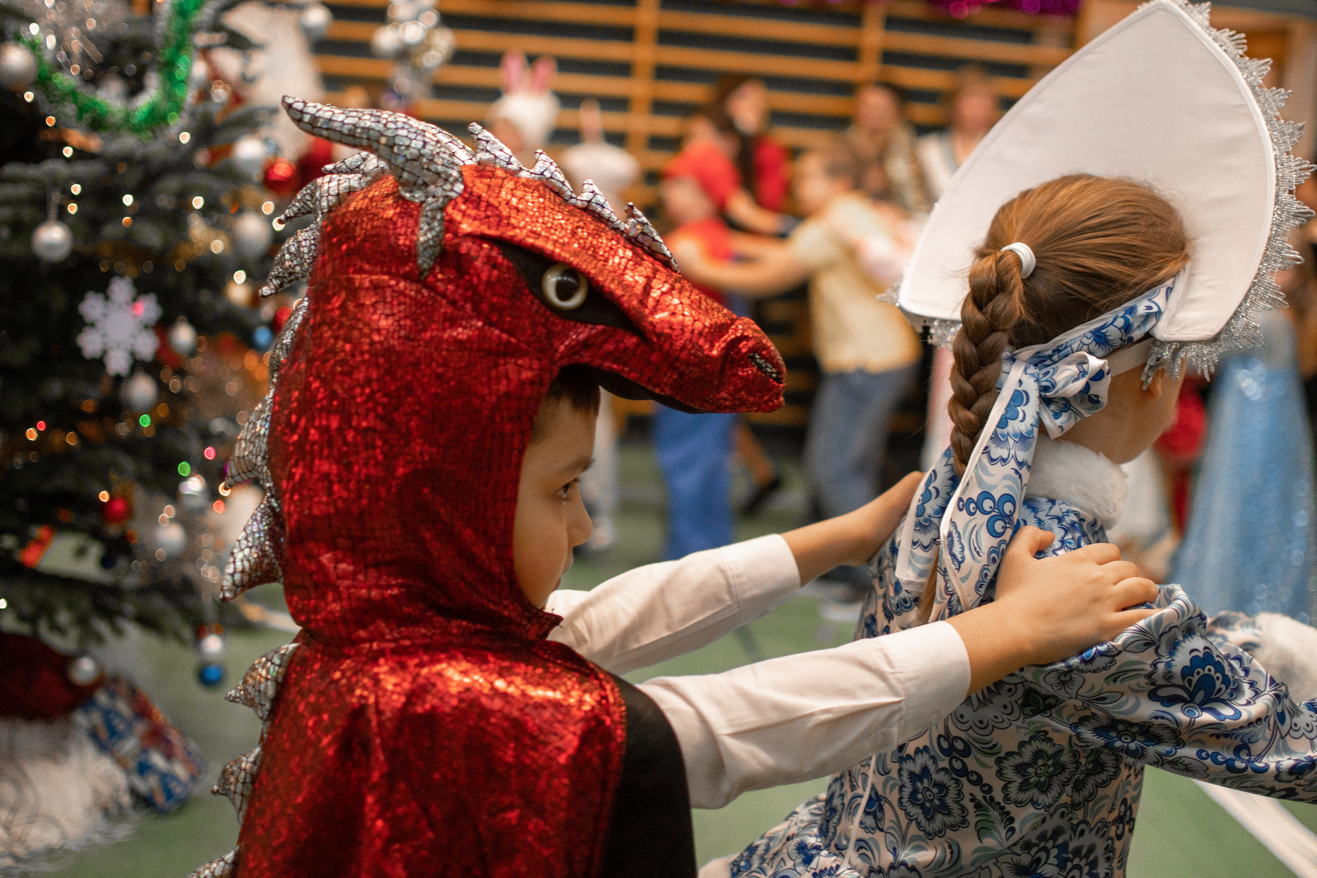 Новогодний хоровод. Семейный и детский фотограф