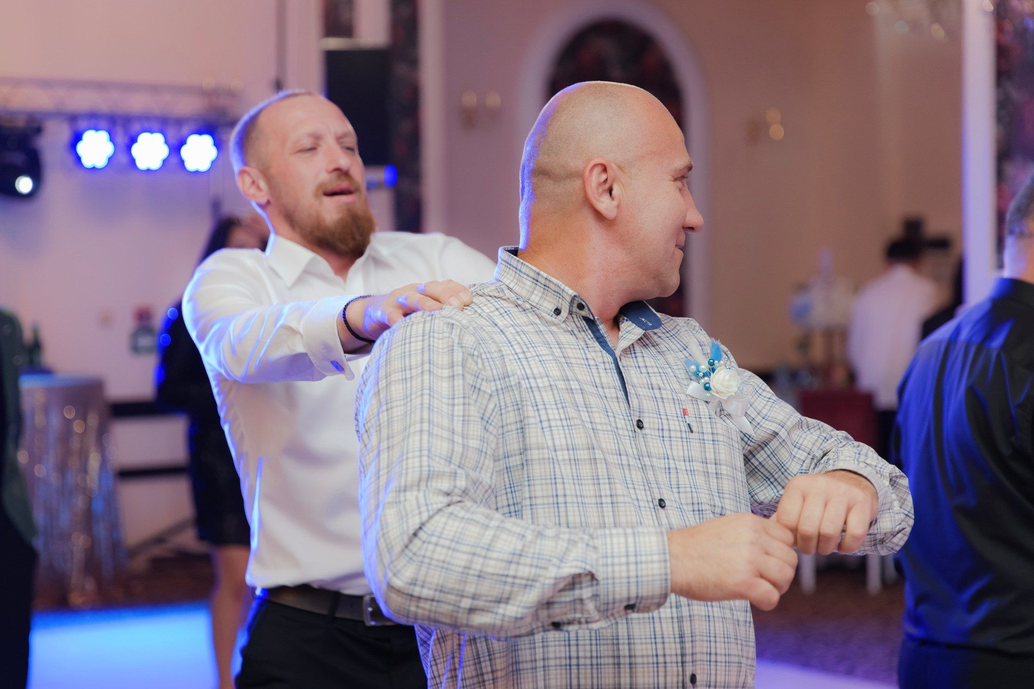 Mihai & Oana. Servicii foto-video profesionale, pentru momente de neuitat