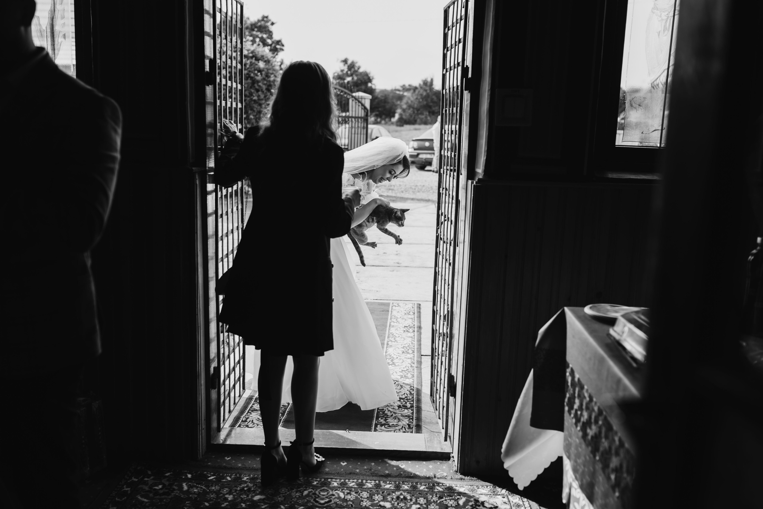 Loredana & Emilian – Ziua Nunții | Videografie - fotografie Botez Suceava, Iași, Botoșani. Servicii foto-video profesionale, pentru momente de neuitat