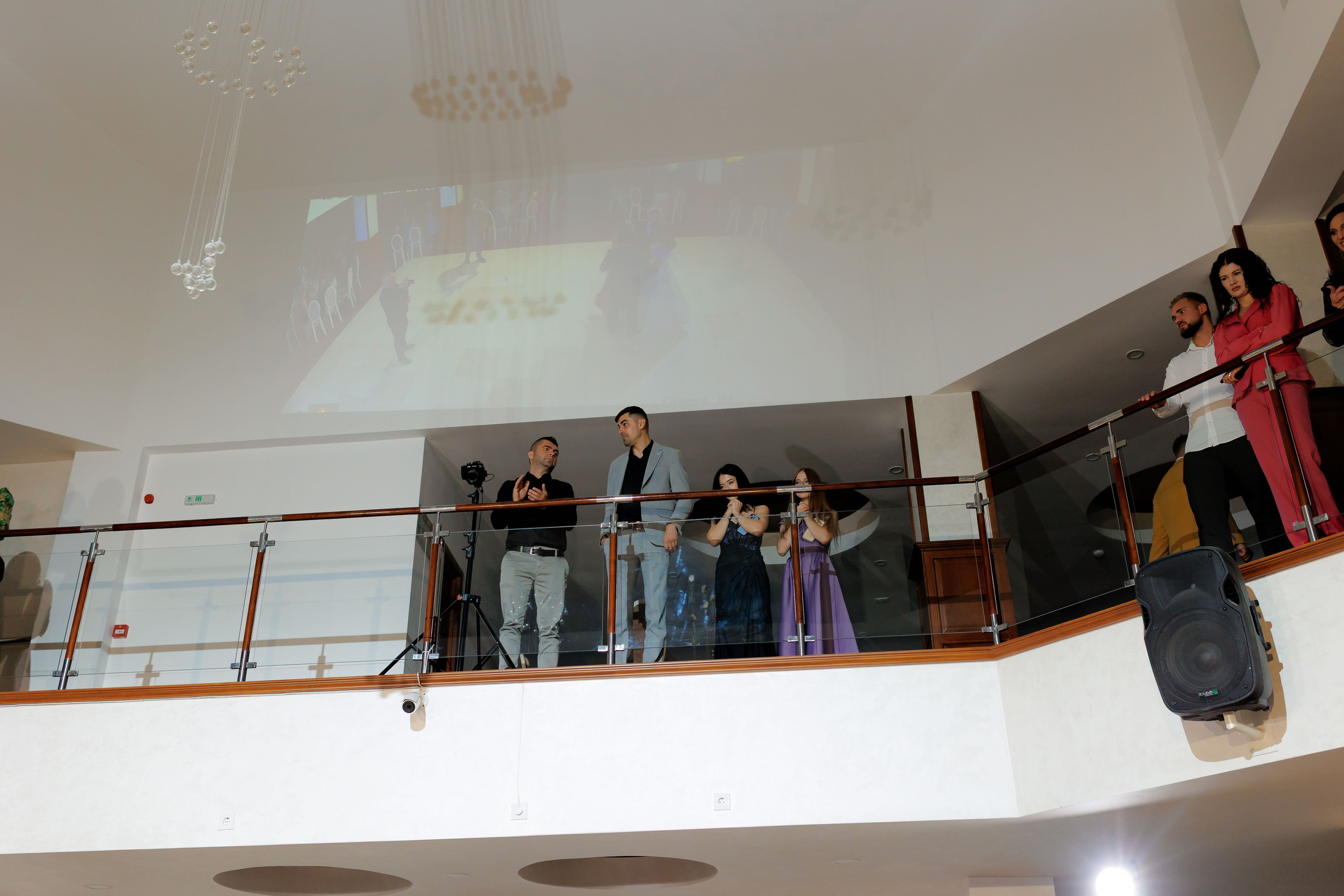 Loredana & Emilian – Ziua Nunții | Videografie - fotografie Botez Suceava, Iași, Botoșani. Servicii foto-video profesionale, pentru momente de neuitat