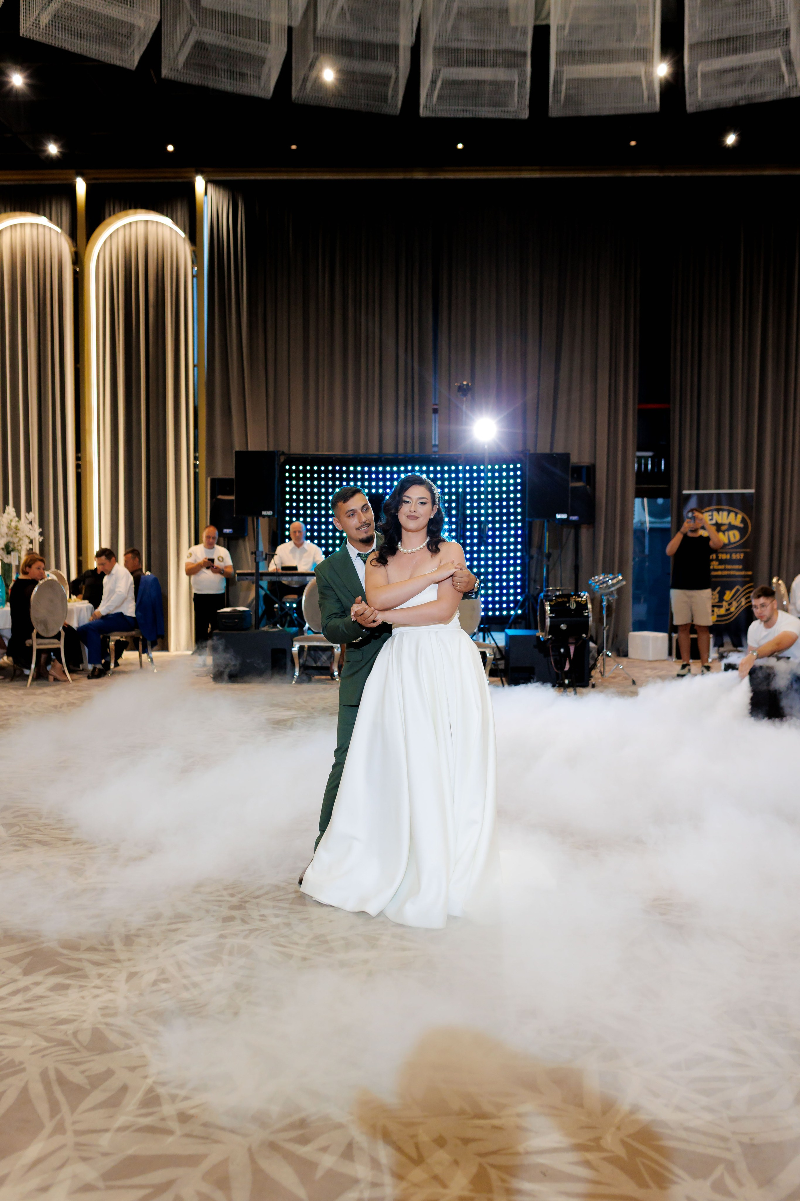 Nunta Nicoleta & Răzvan | Fotografie & Videografie Profesională. Servicii foto-video profesionale, pentru momente de neuitat