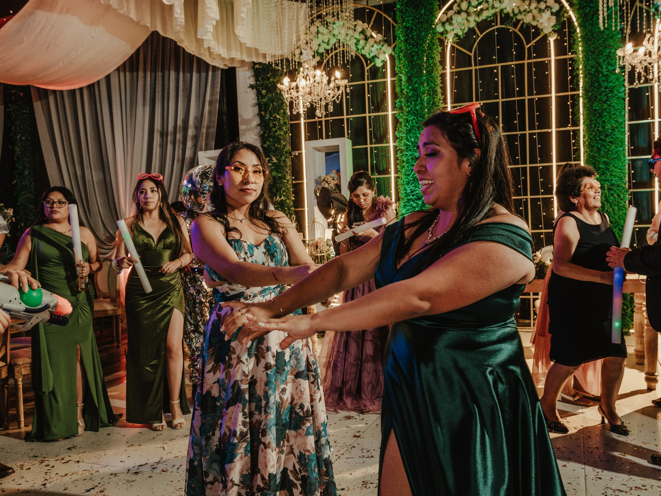 CARLA Y MARIO BODA RELIGIOSA. Studio KVTA | Fotografía y Video de Bodas en Arequipa