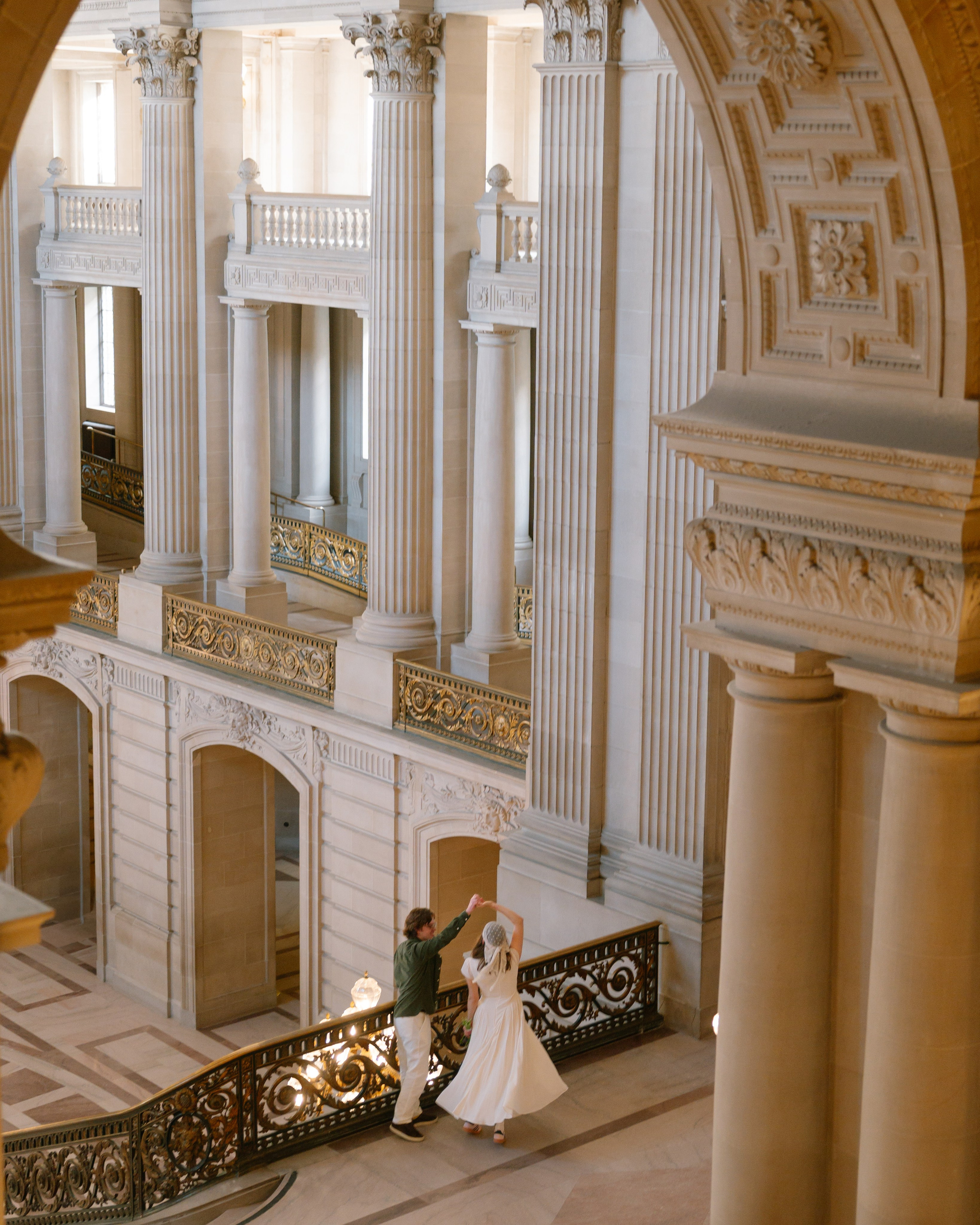 San Francisco Wedding Photography Portfolio | City Hall & Bay Area. Wedding & lifestyle photographer in Bay Area, San Francisco, Santa Cruz