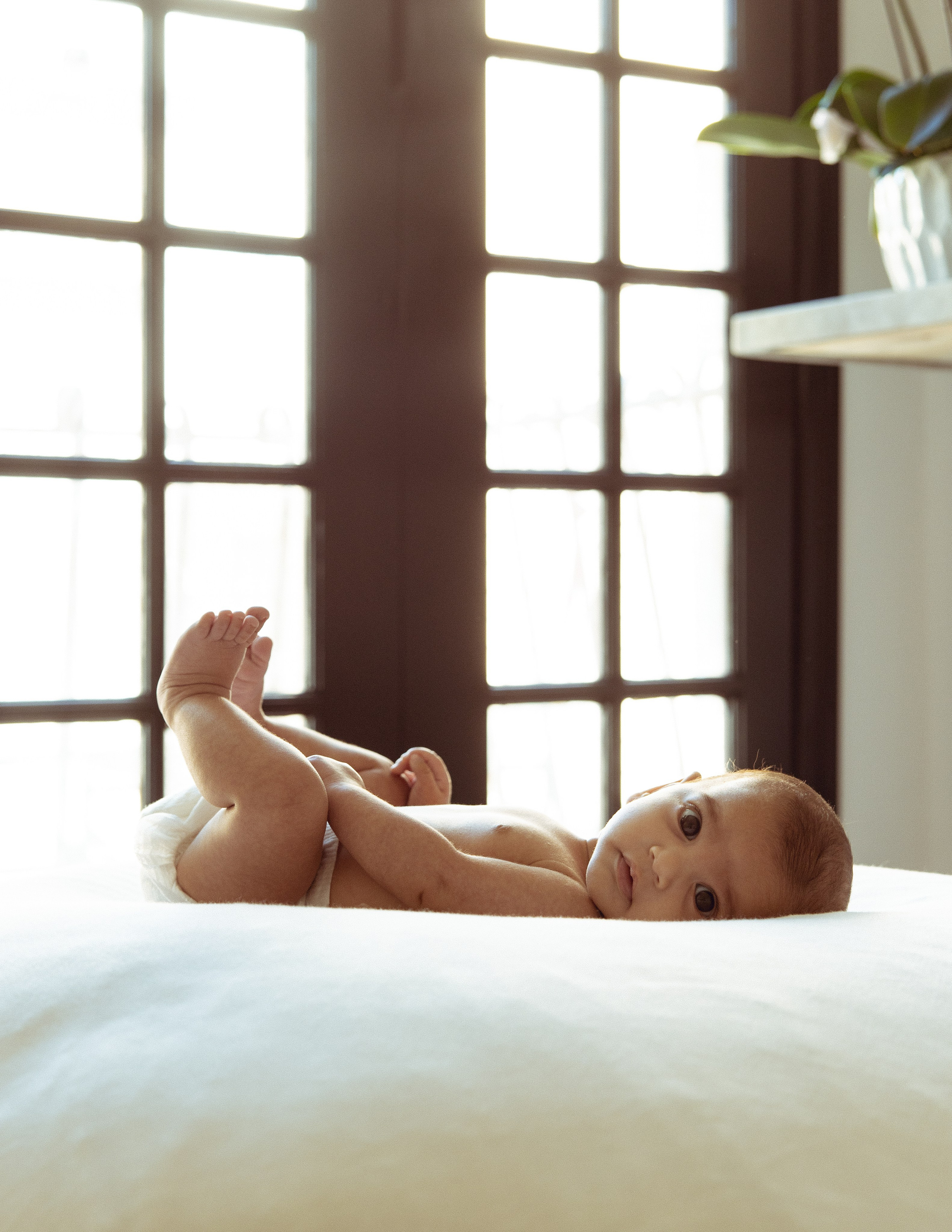 Lifestyle newborn. Los Angeles maternity, boudoir and family photographer