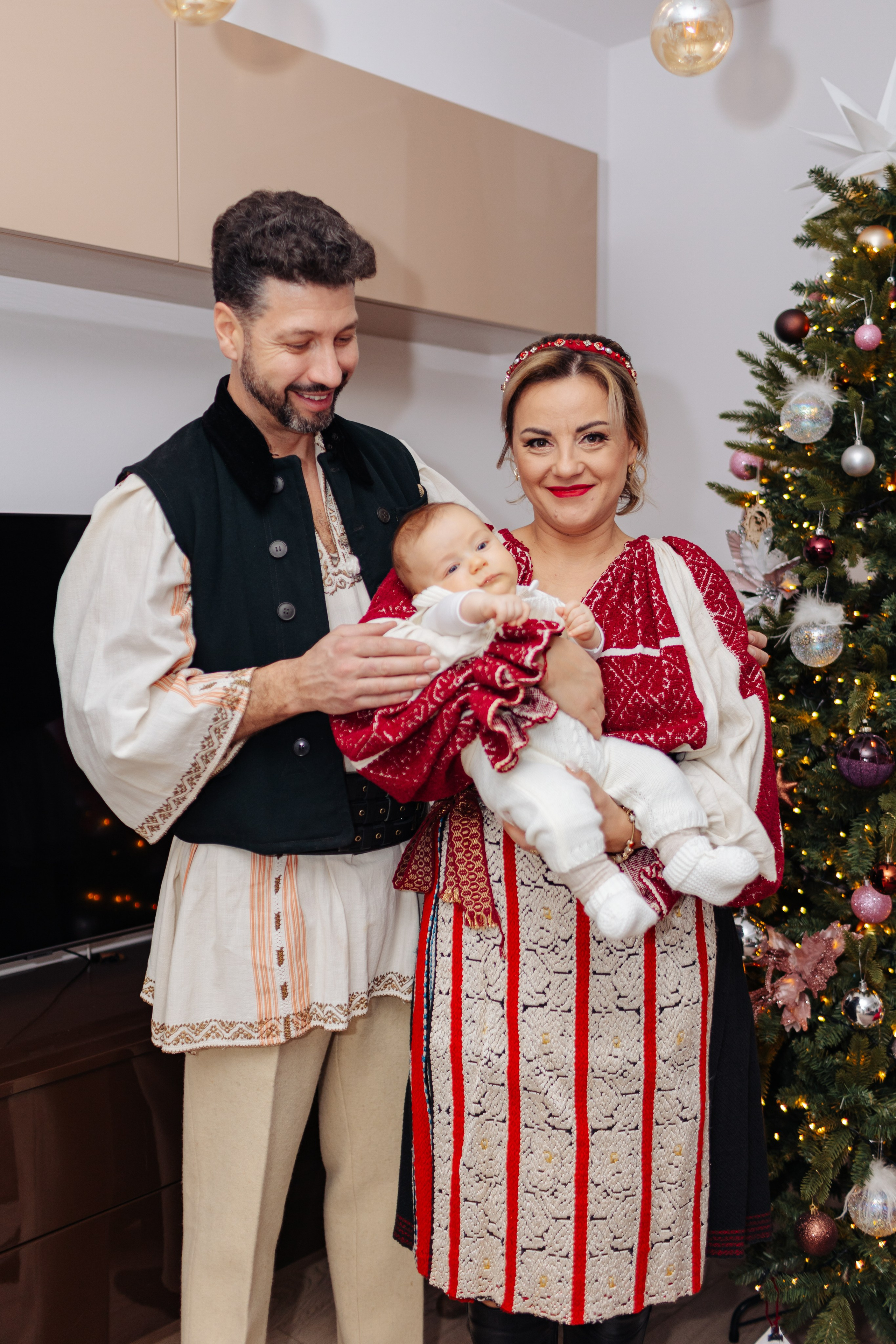 Botezul micuțului Matteo. Cristina Andronache fotograf Brașov fotograf de familie fotograf de nunta Brașov