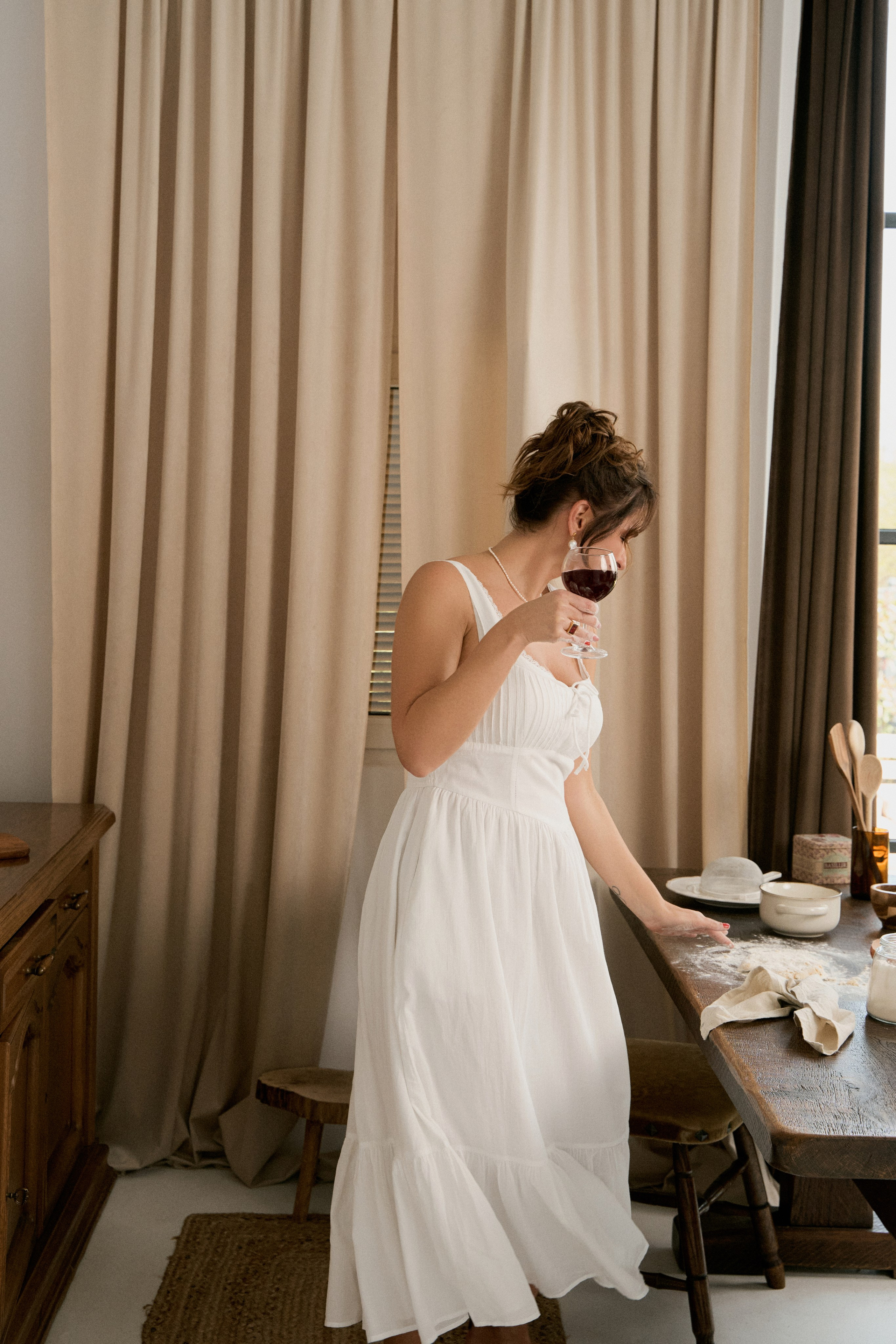 Эксперты. Привет