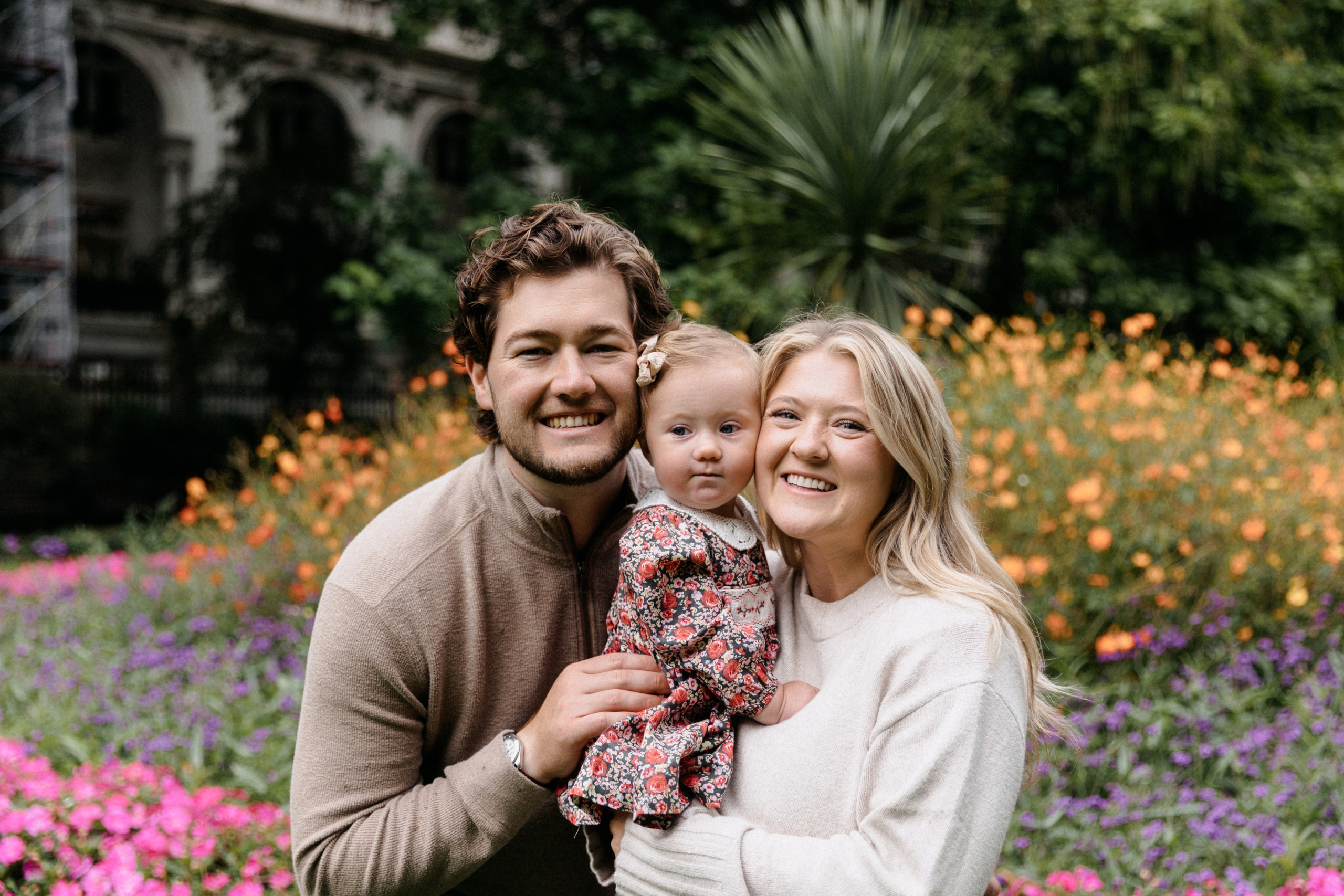 Family Photoshoot at Westminster. LondonPhotoStory — Vacation Photographer in London