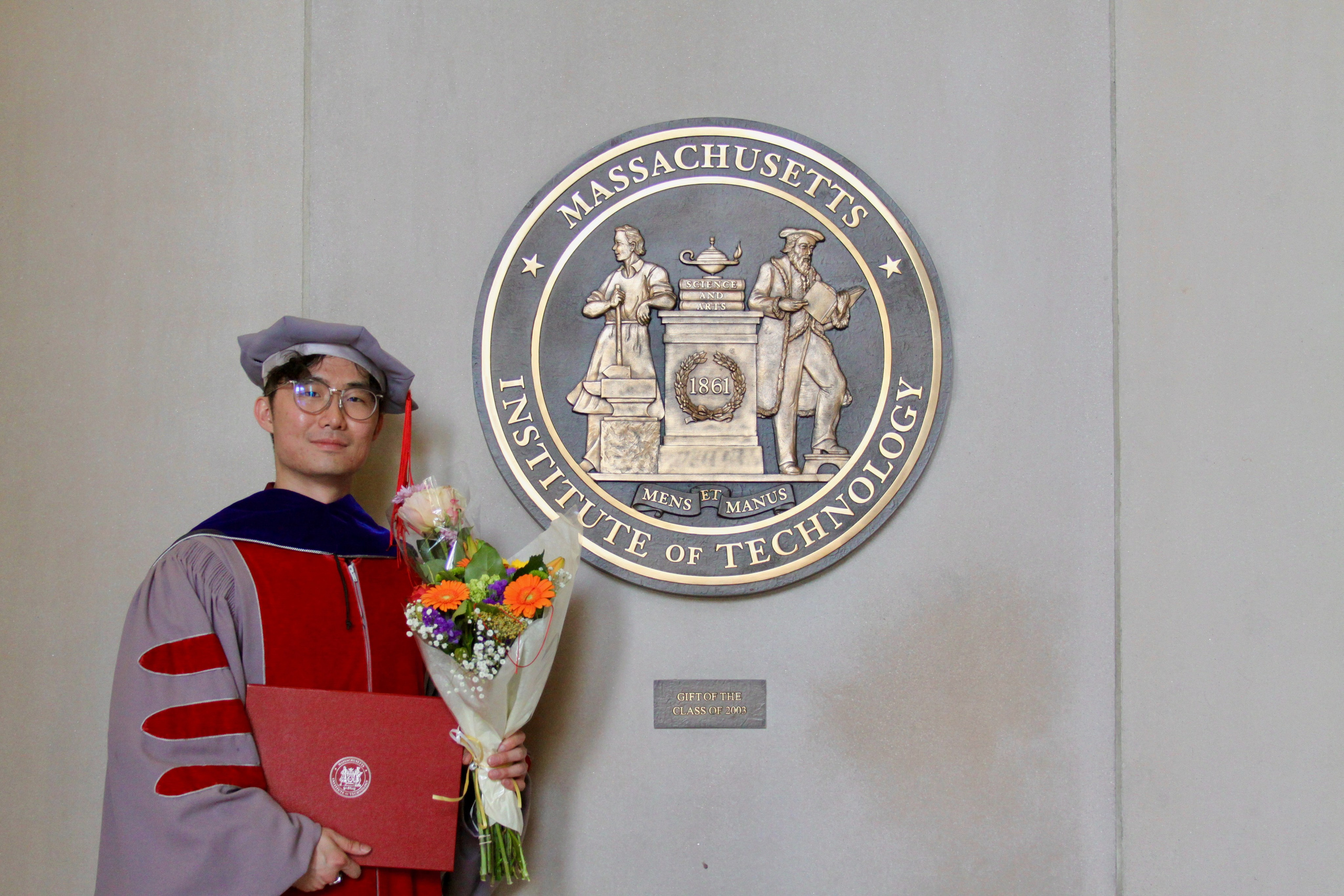 PhD graduation with Elton. Kelly Sang, graduation and portrait photographer in Boston