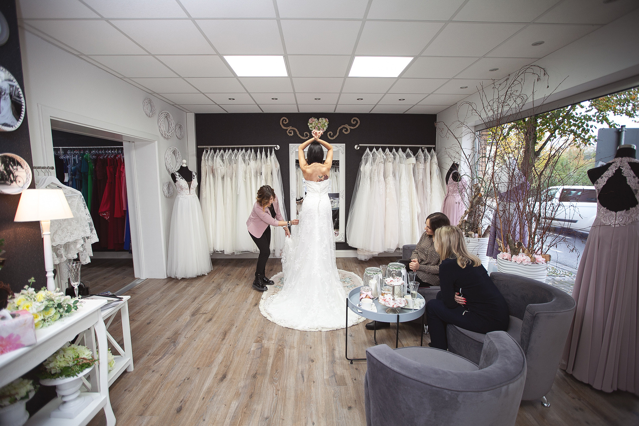 Modegeschäft /Kundenberatung. Ihre Familienfotografin in Köln/Bonn Virezzi Fotodesign