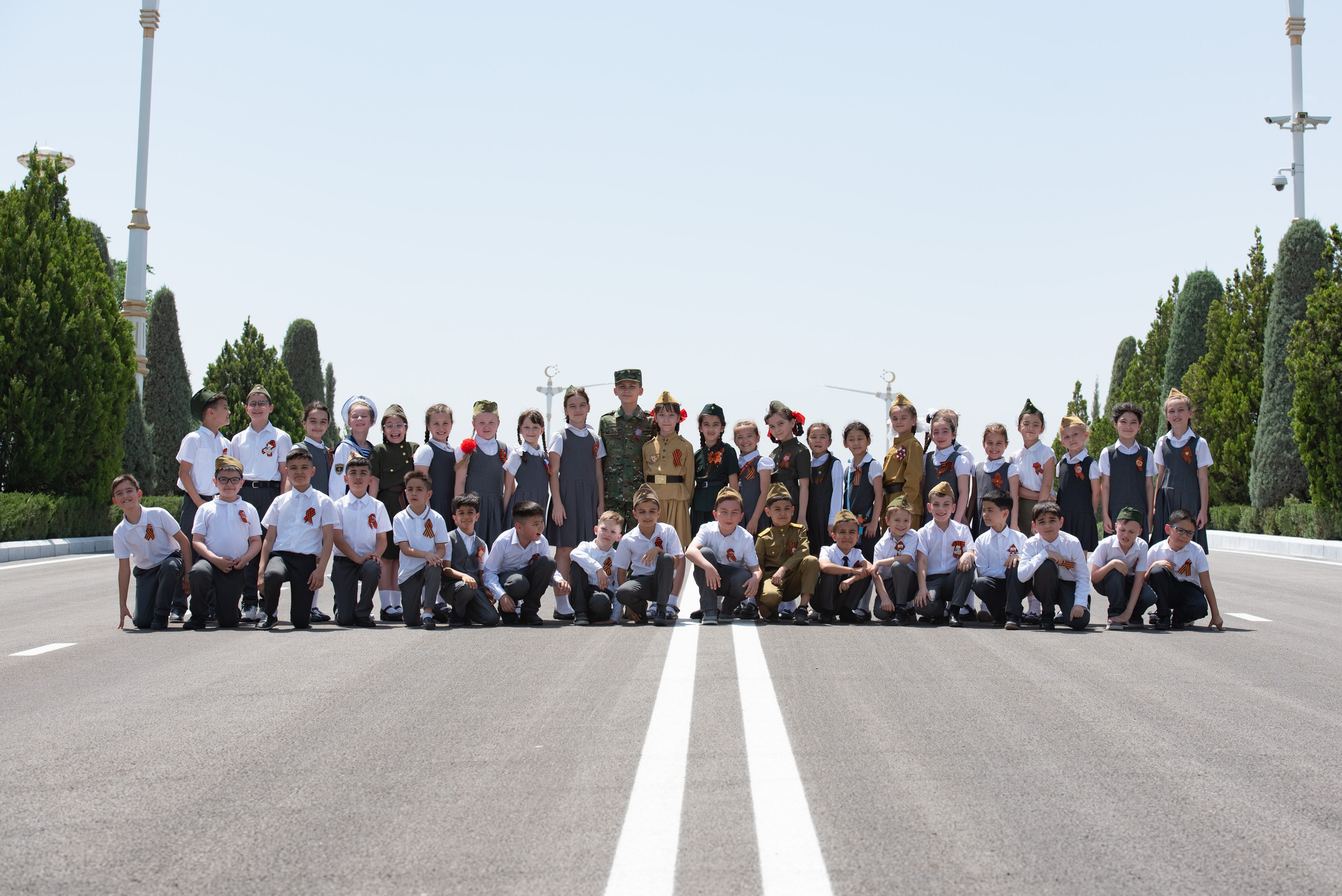 Вечный огонь 2"А» класс. Ваш фотограф в Ашхабаде Гамлет Осипов