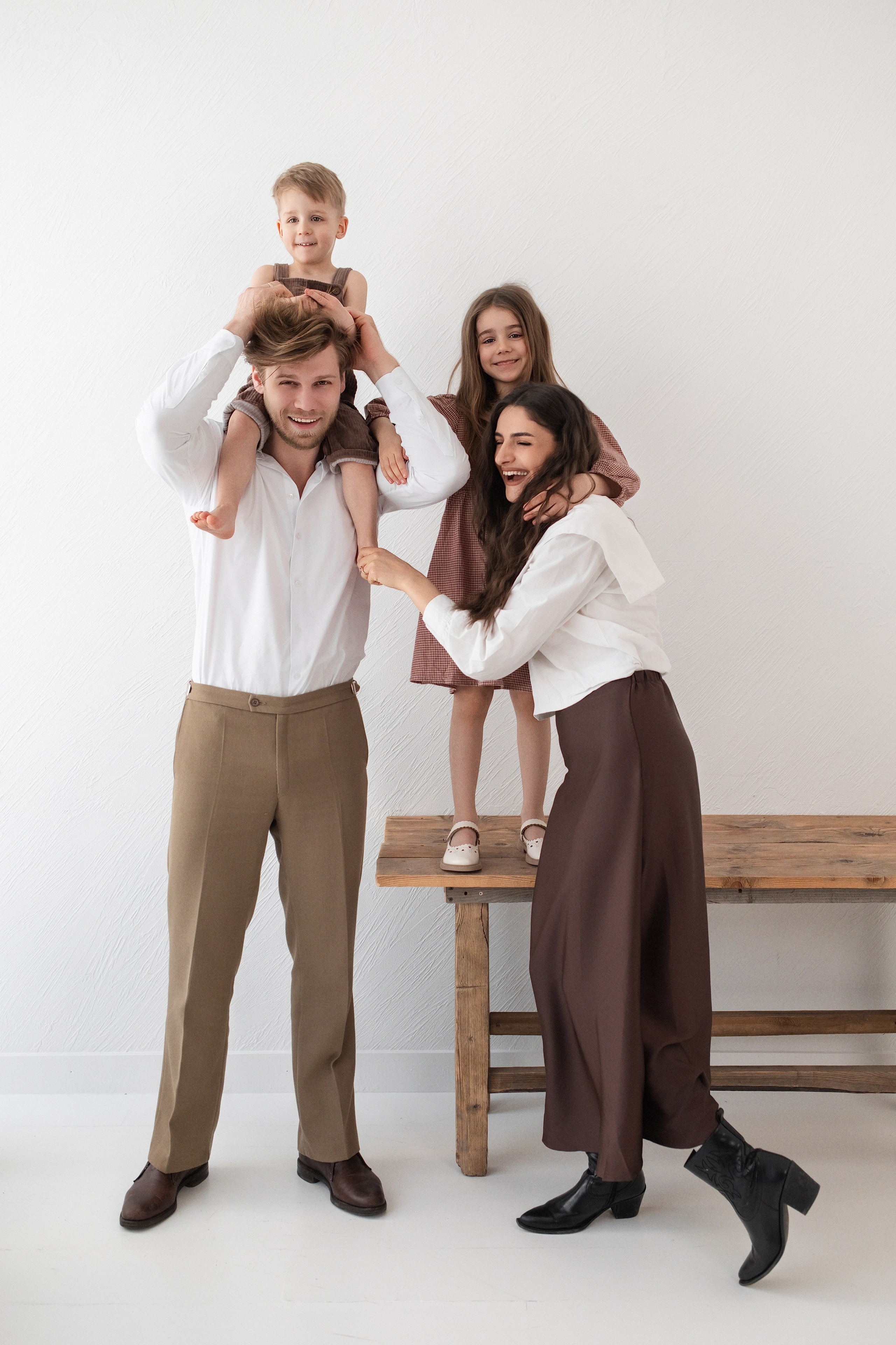 Family photo Carolina si Veniamin. N.D.photograph - fotograf de familie și portrete în Republica Moldova