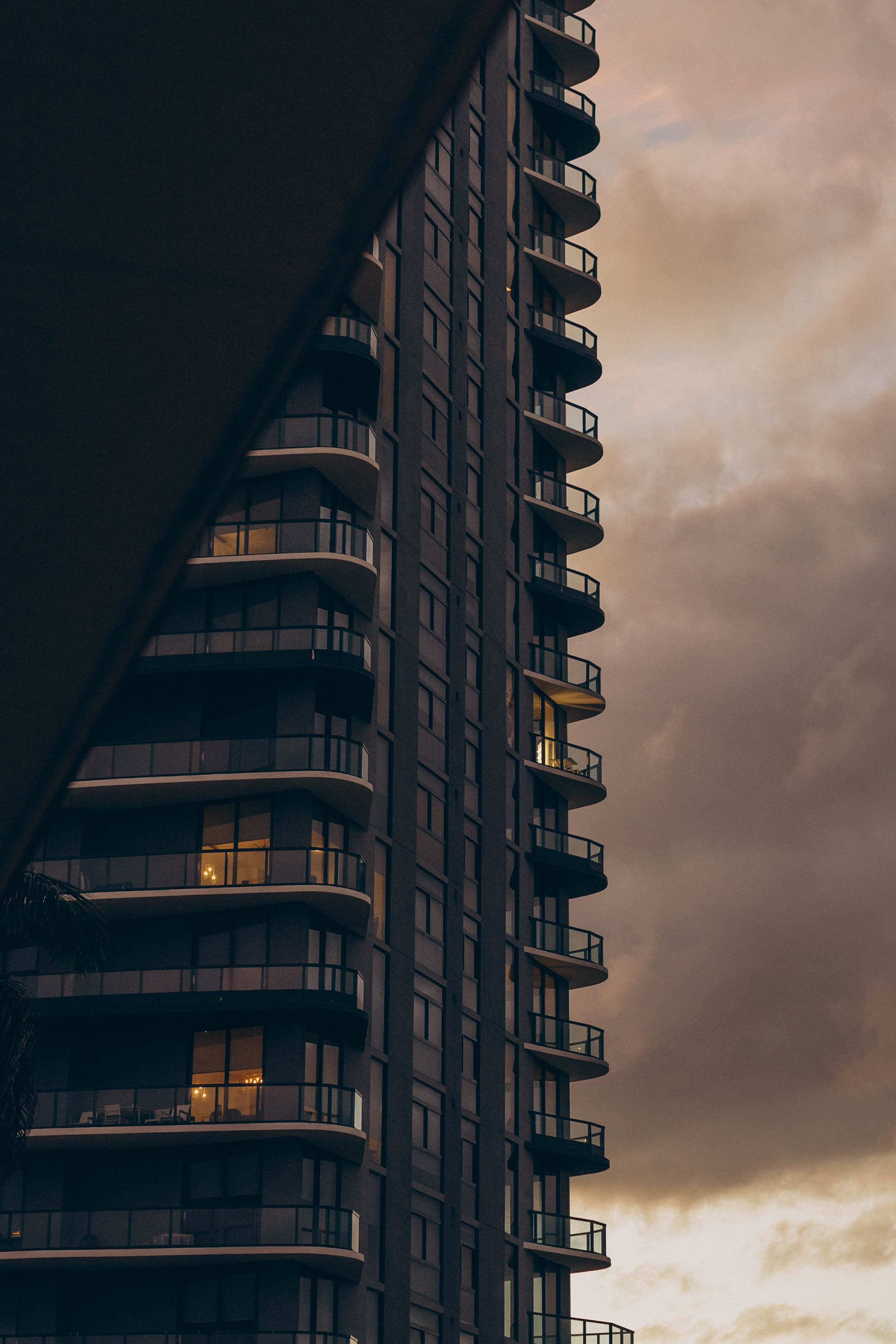 STREET. TETIANA UDOVYCHENKO PORTRAIT PHOTOGRAPHER