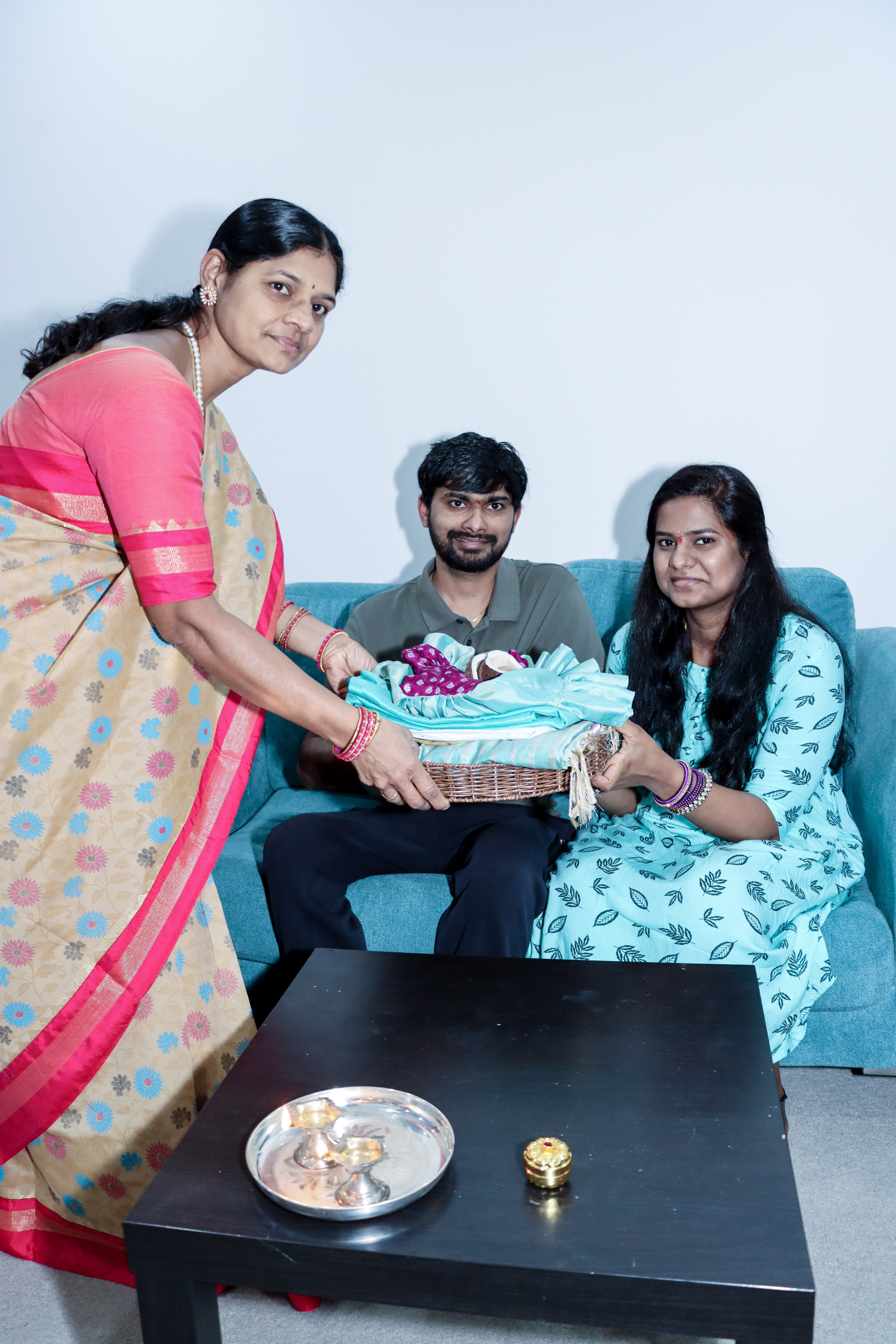 21st Ceremony. MHCreative is family-oriented photographer based in SYDNEY