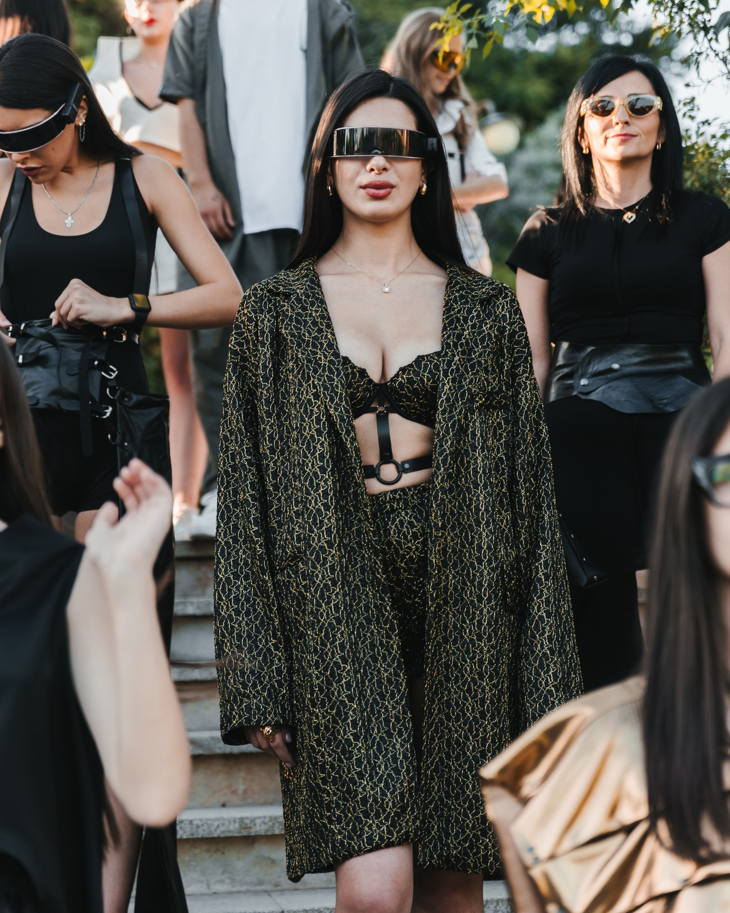 F A S H I O N. Bspander