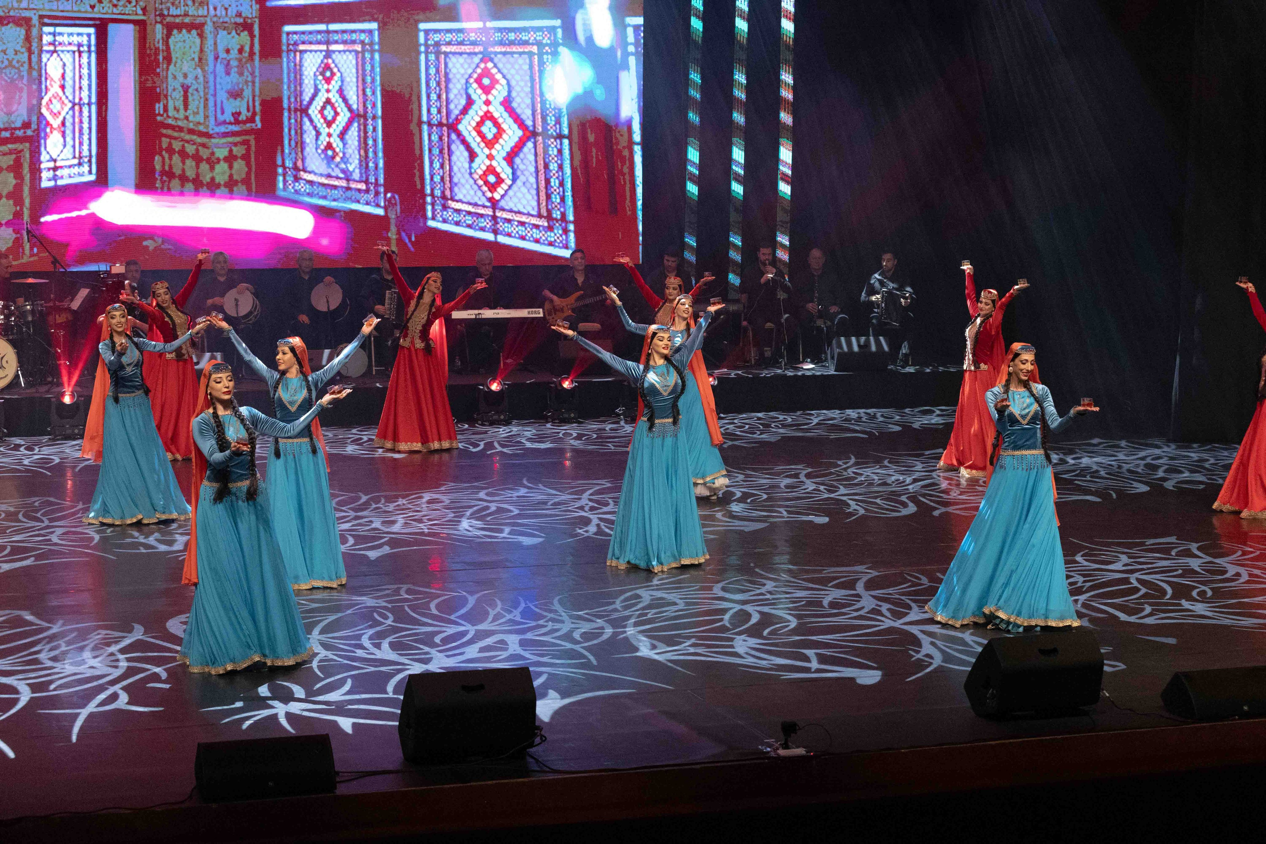 STATE DANCE ENSEMBLE. Wedding&Event photographer Ismail Rzayev in Baku