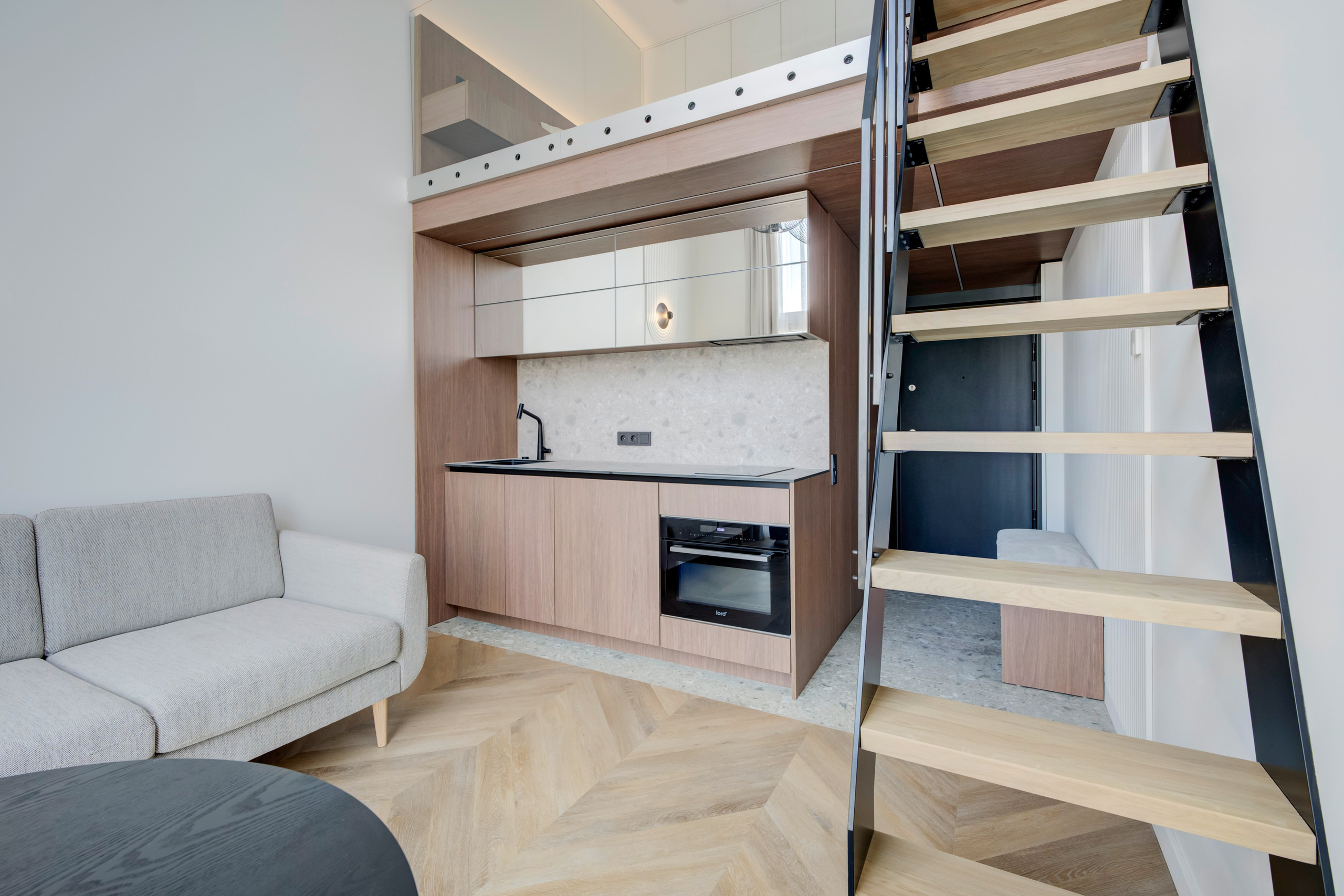 Kauno 32a loftas. Elina Sapiega fotografė Vilniuje