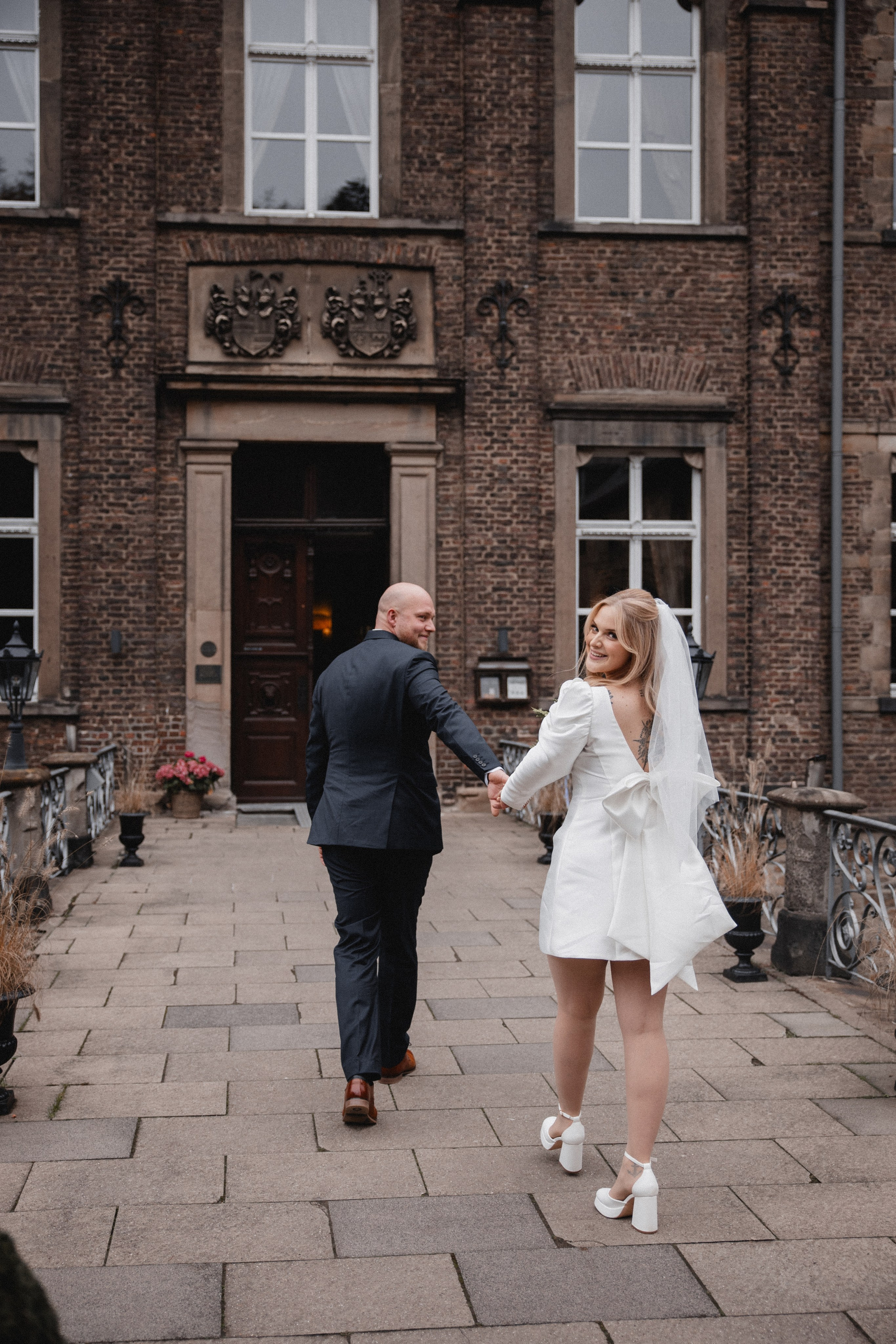Louisa & Niklas | Schlosshotel Hugenpoet. Photographer in Bochum Dolia Halyna