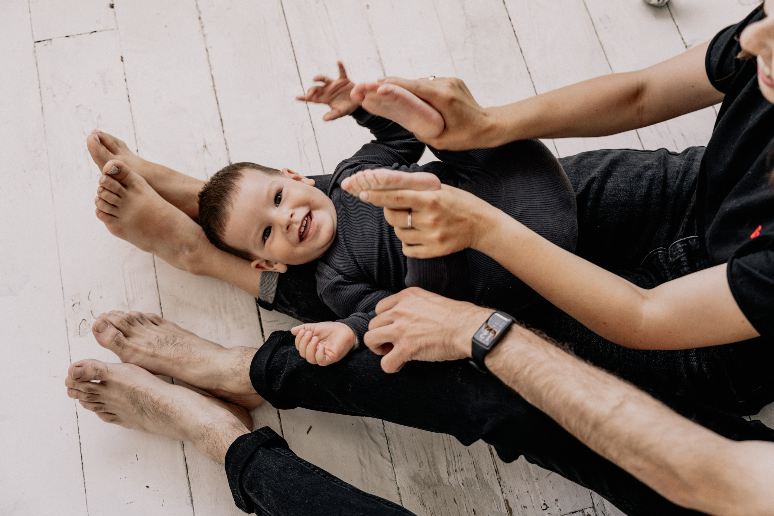 Anastasia, Jane, Sava at home. Wedding and family photographer and videographer PA, NJ, NY, DE, MD