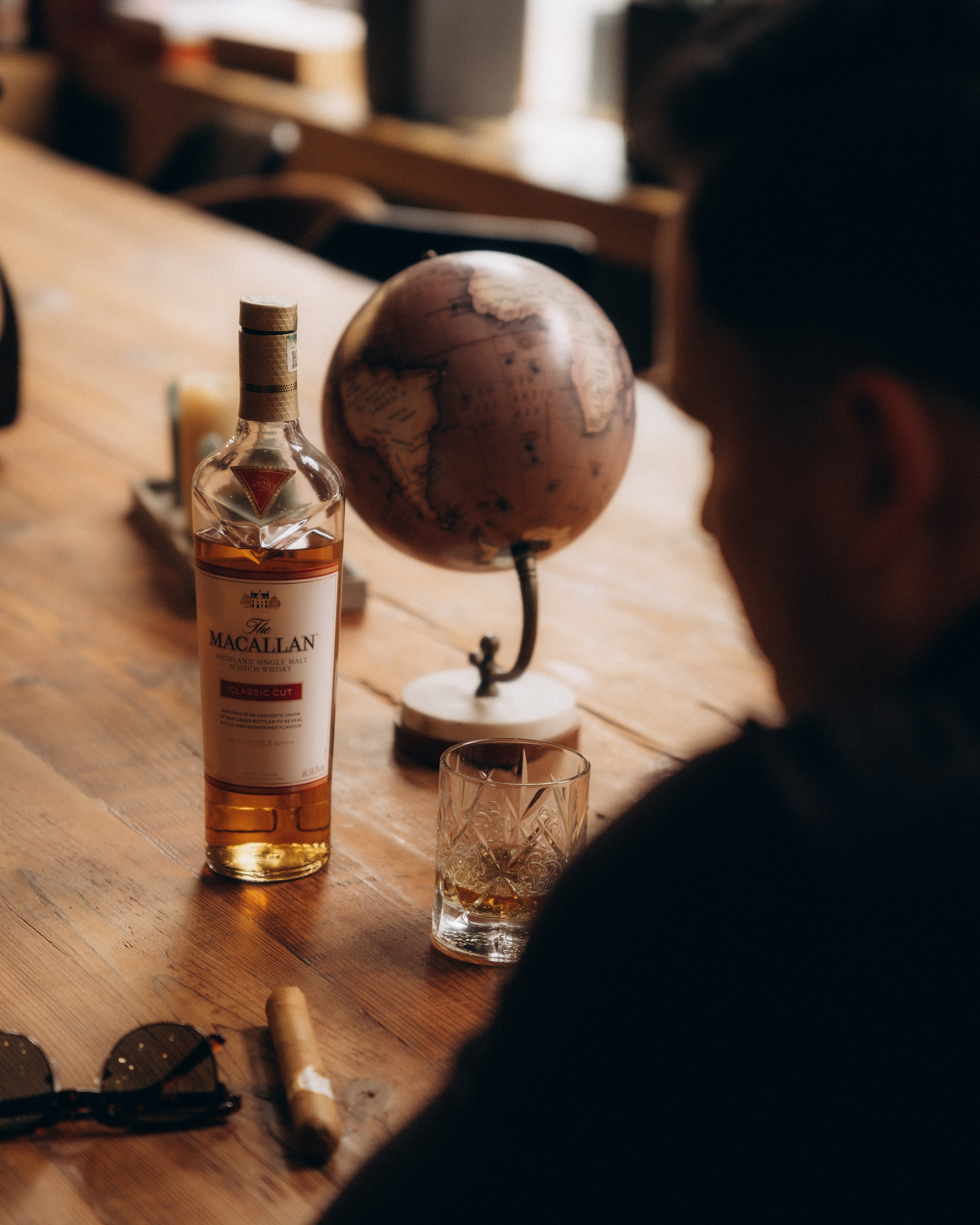 Commercial. Mike Avelli