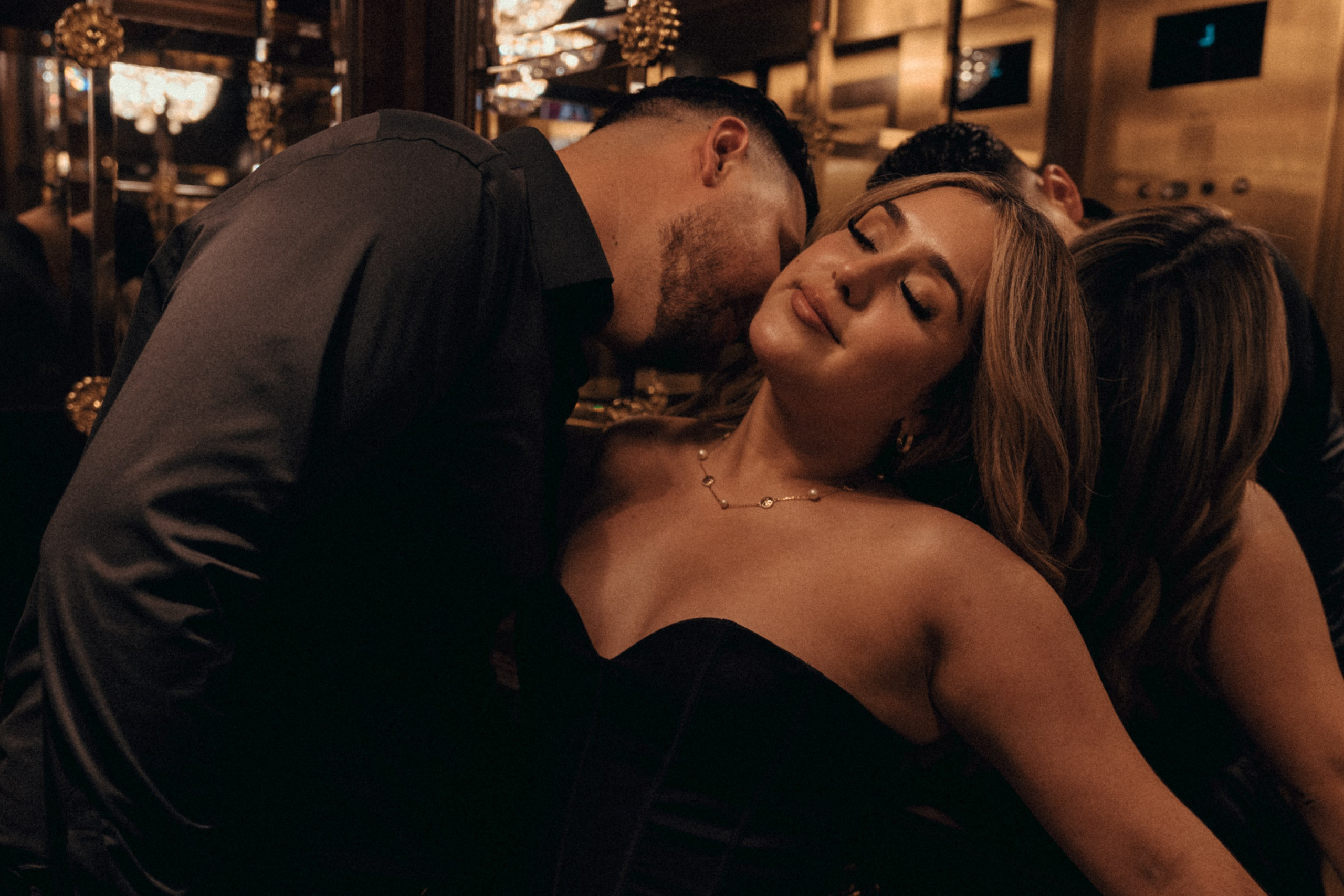 Litcia&Octavio. Wedding & elopement photographer Viktoriya Kravtsov. Las Vegas