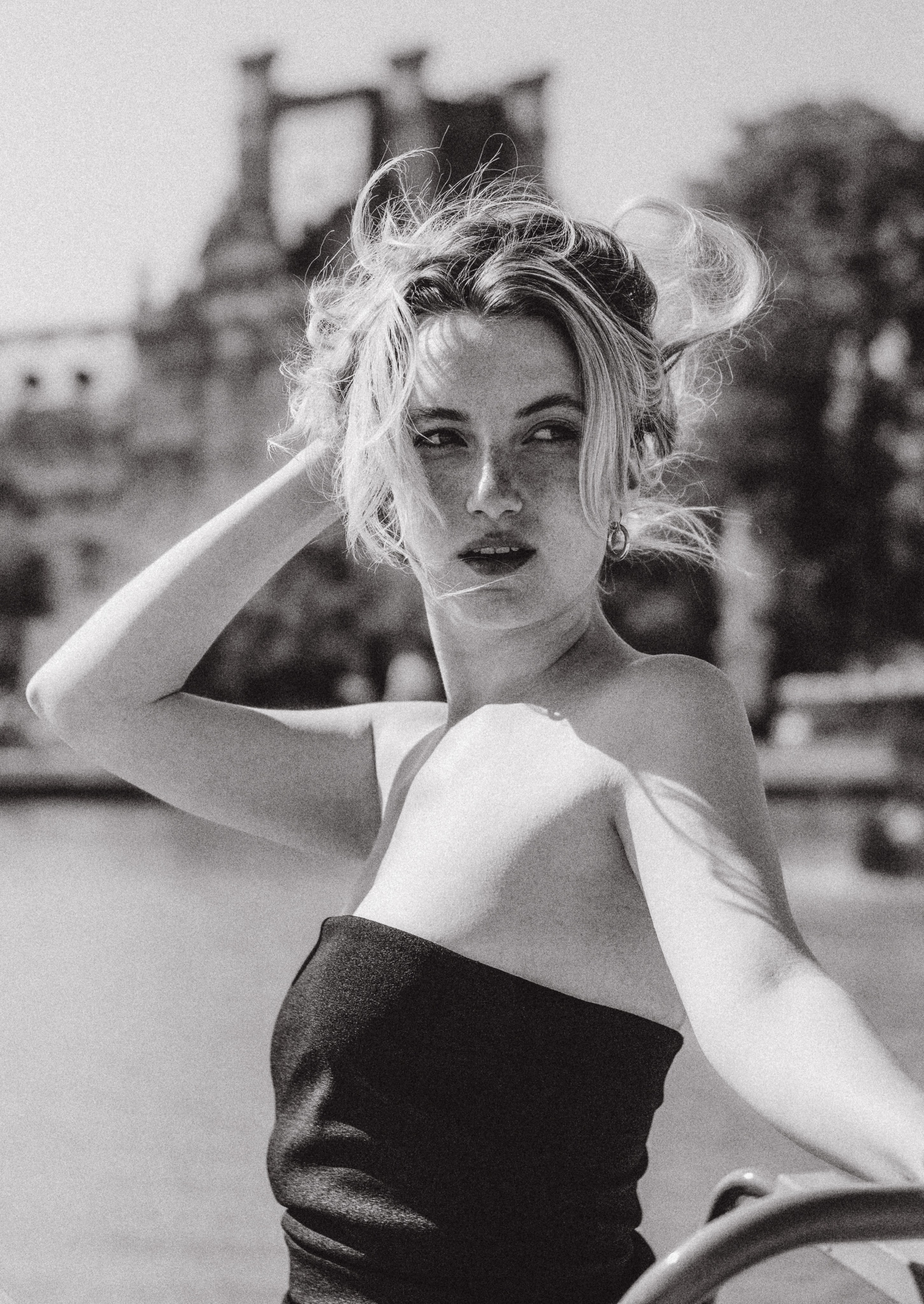 Family Photoshoot of Svetlana & Anastasia in Paris | Vlada Photo Art. Photographer in Paris: Vlada PhotoArt