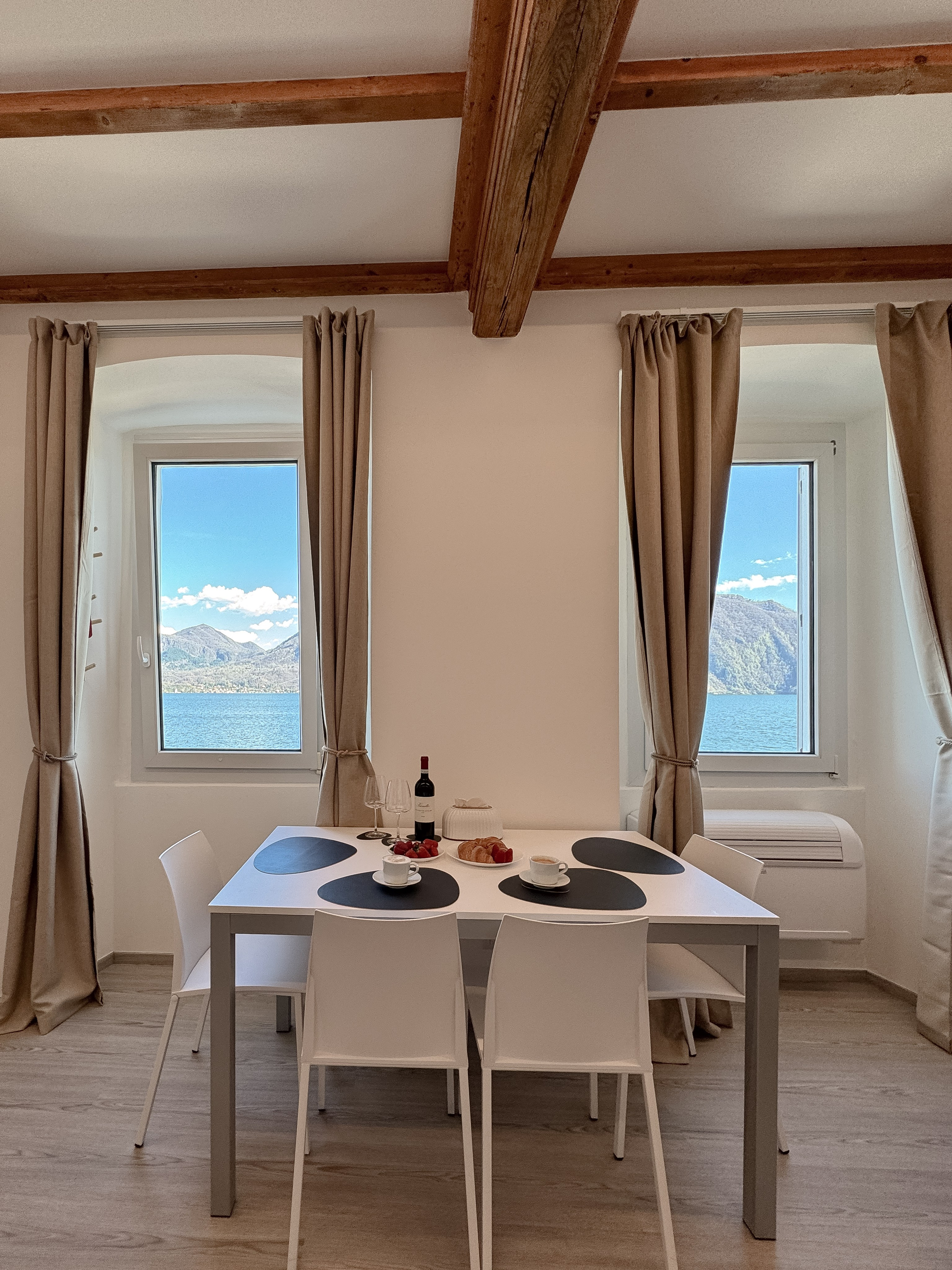 Lake Maggiore apartment. PHOTOGRAPHER IN ITALY