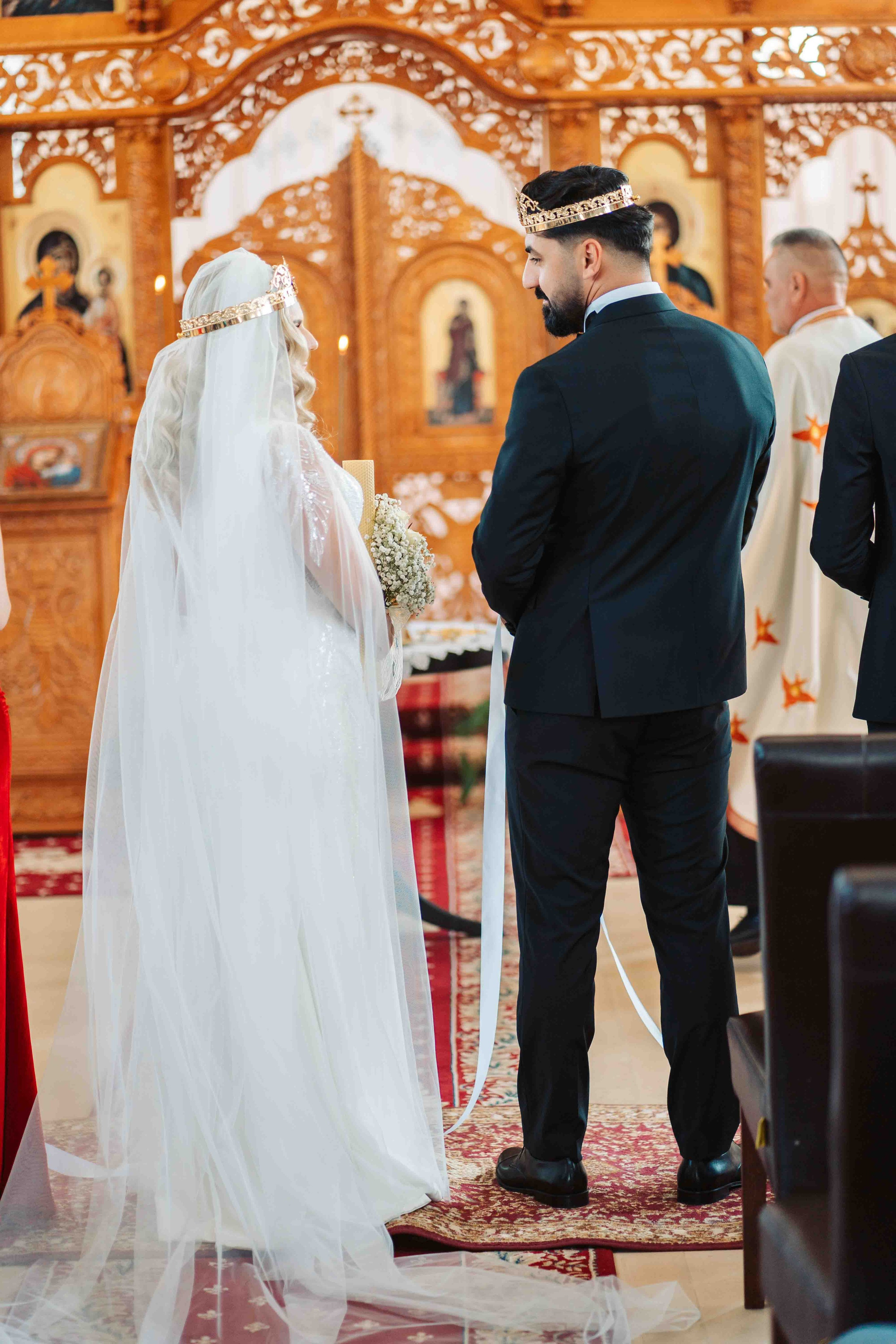 Roxana & Andrei. Contrast Studio