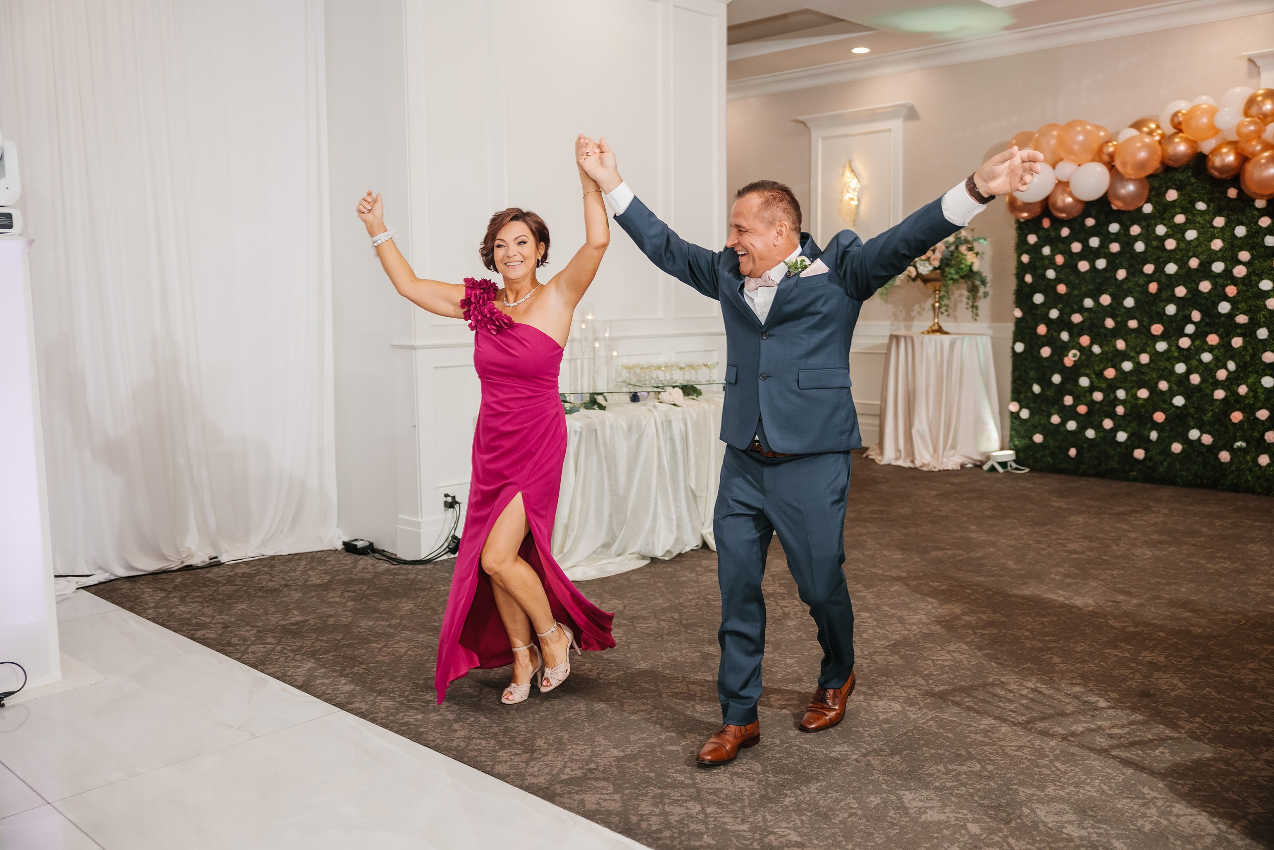 31.08.2024 Wedding. Wedding family event photographer in Chicago Nick Yushevich