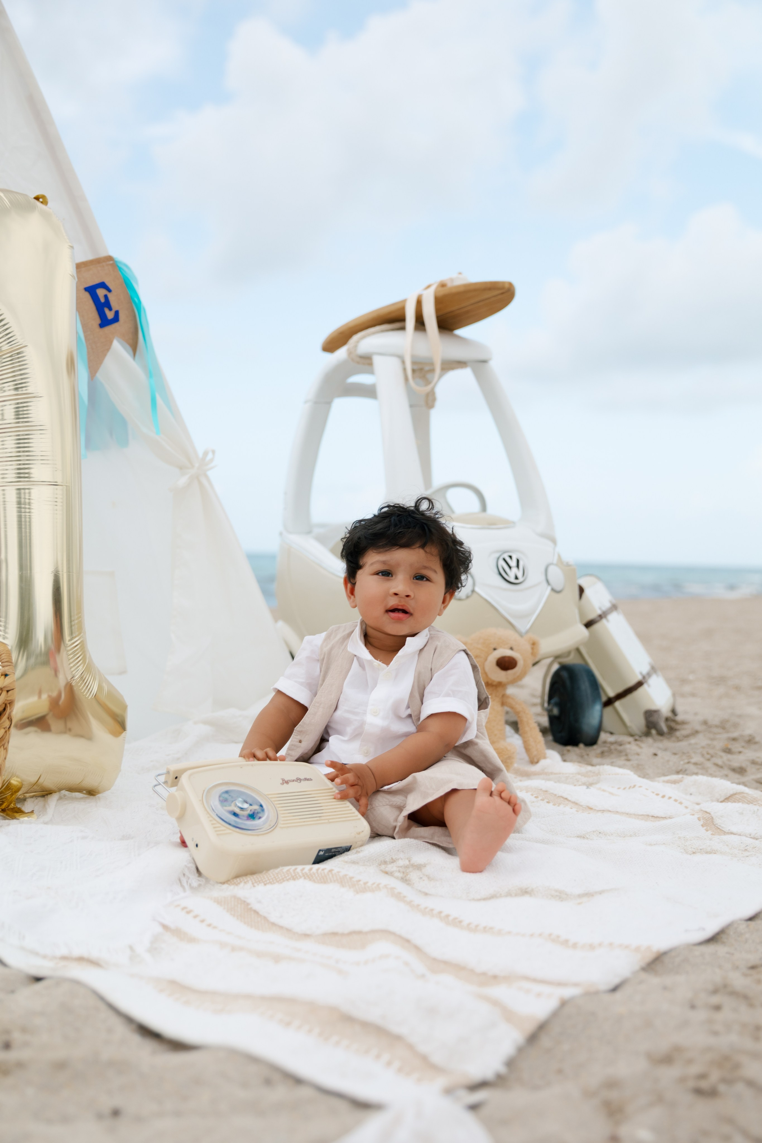 Birthday + props. Photographer in Miami, Family photographer, Event, Wedding
