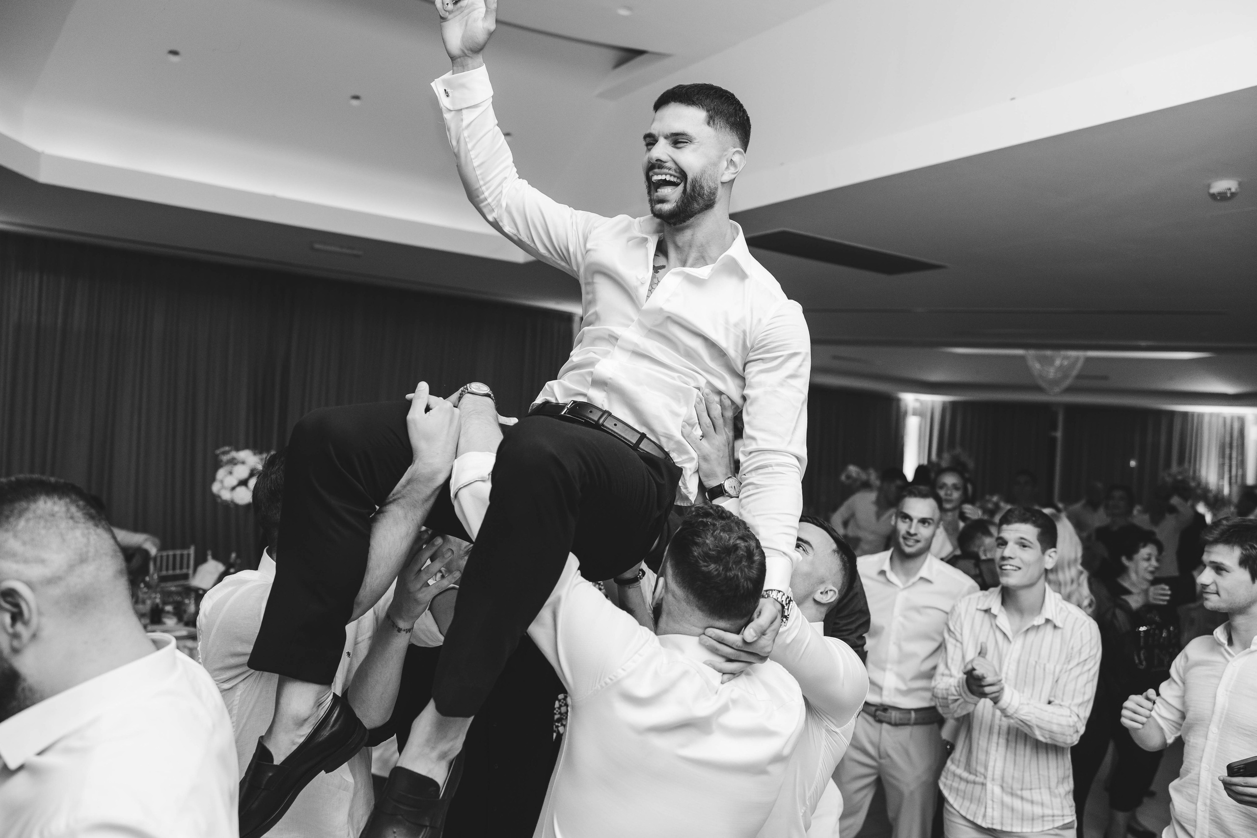 VUK I ANDJELA. Wedding photographer Nermin Kajosevic