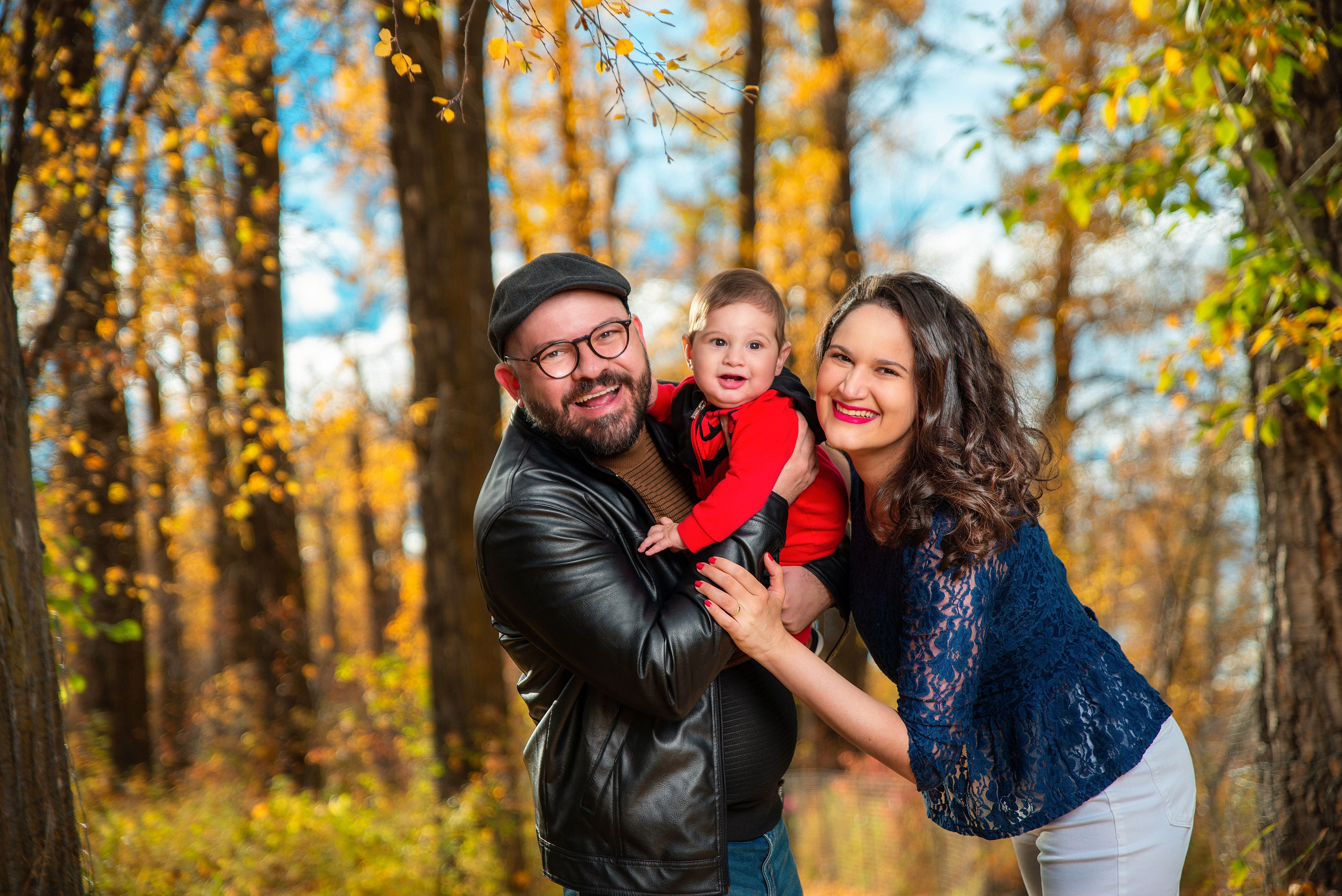 Leonardo’s Family. Carlos Lima Photography — Photographer in Calgary