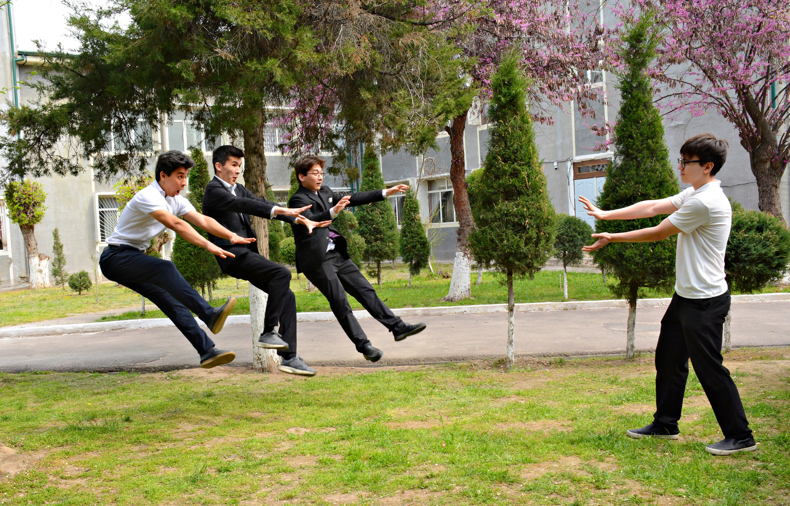 Старшие классы. Фотограф Михаил в Ташкенте