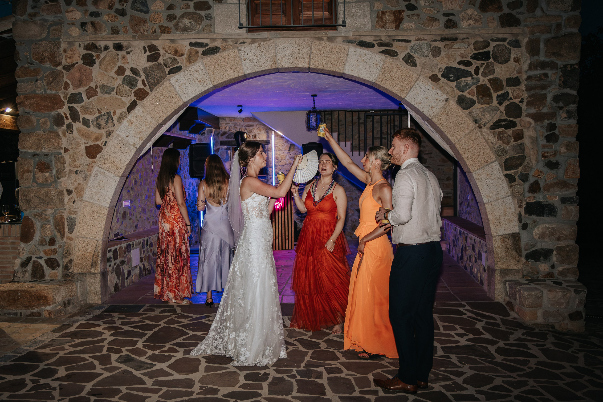 Hollie & Matt, 29/05/2026, Can Jaques. Fotógrafa de bodas en Girona, Costa Brava | Wedding Photographer Evgenia Gruntovaya